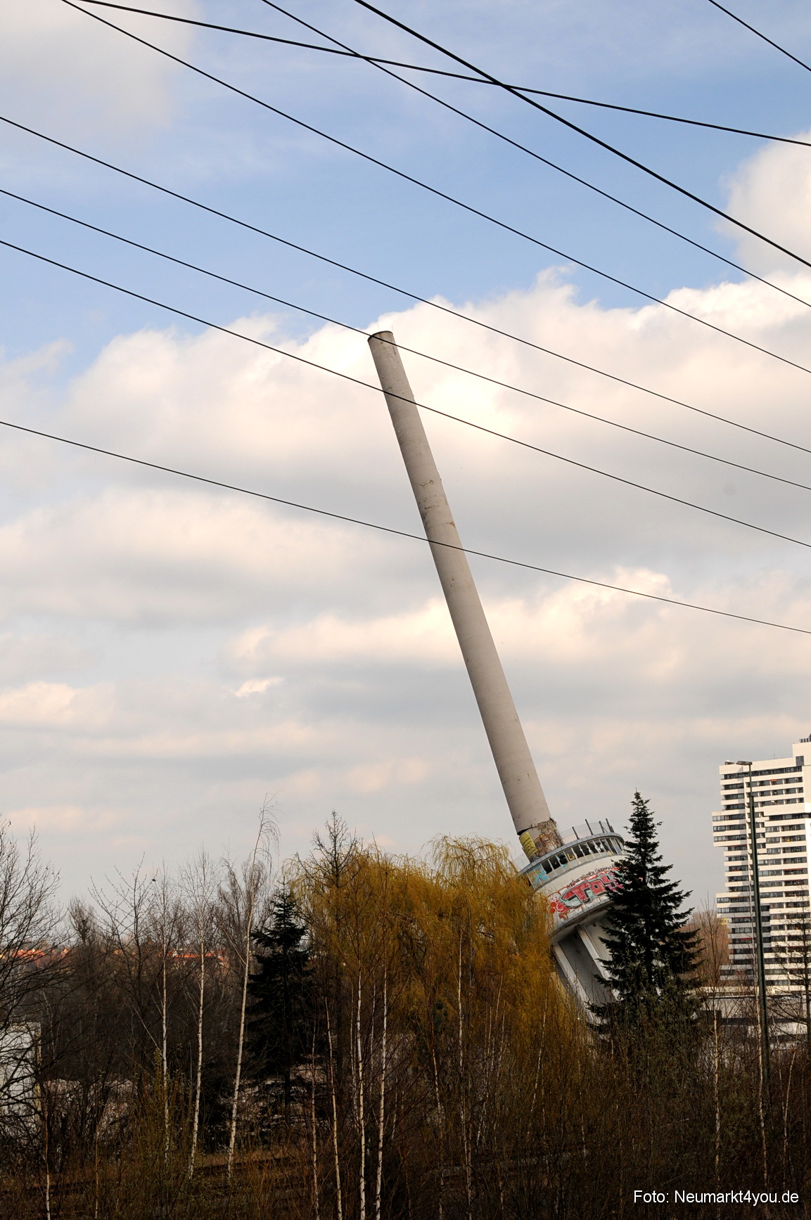 0024 Paladin Turm Sprengung 150308