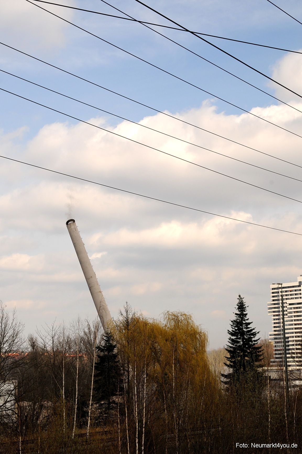 0035 Paladin Turm Sprengung 150308