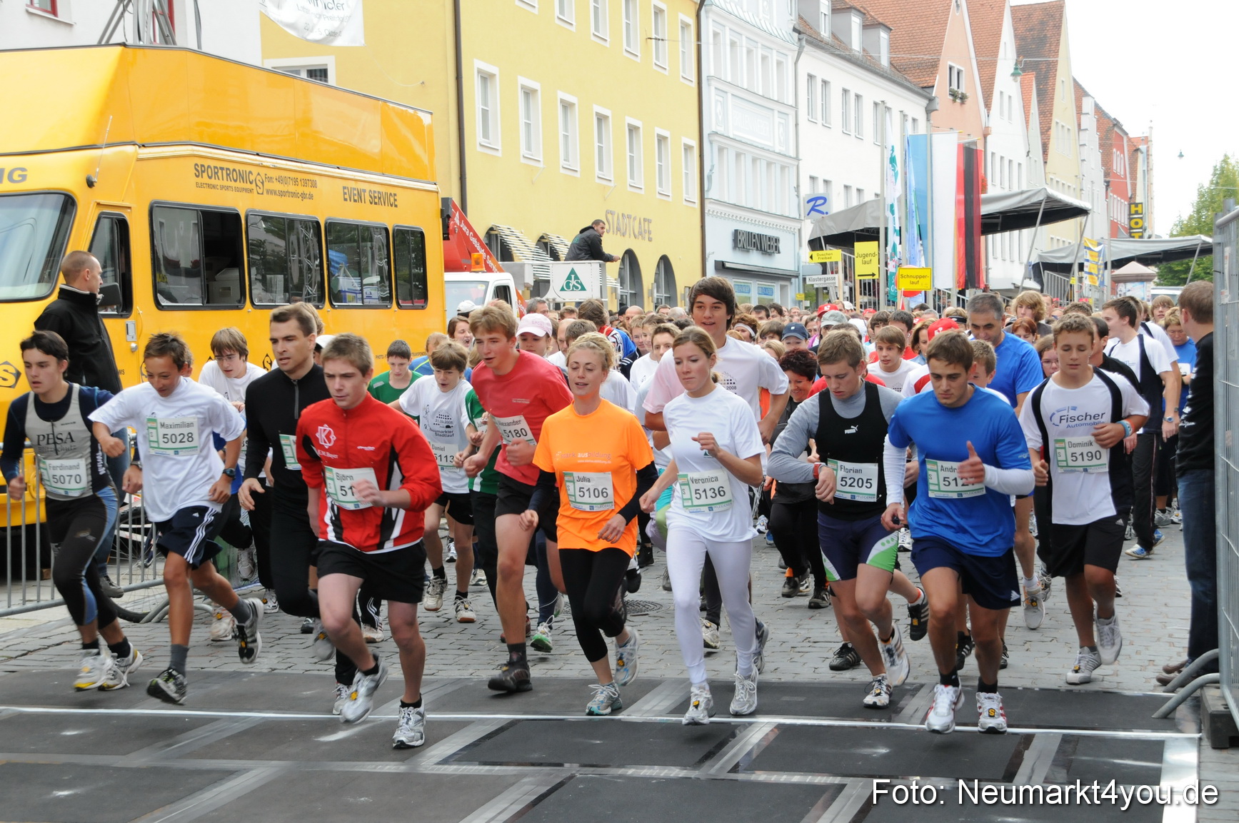 0001 Startbereich Stadtlauf Neumarkt 2008
