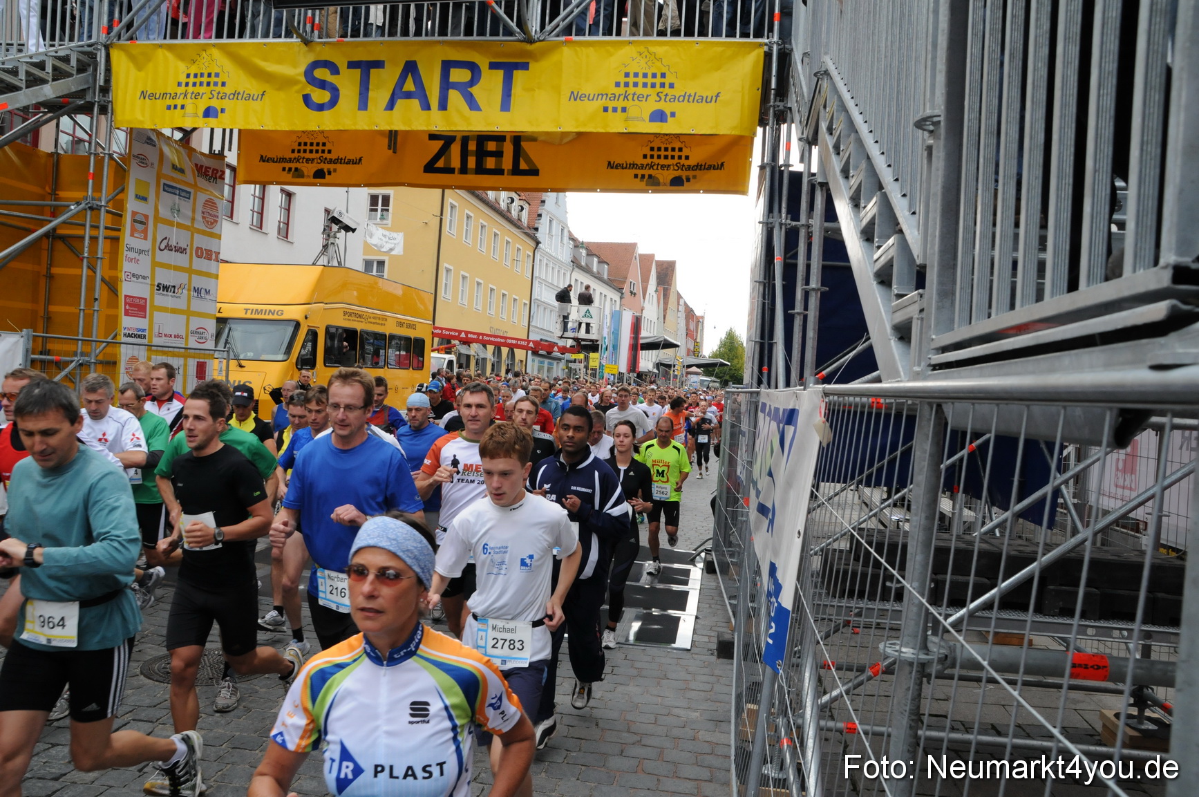 0023 Startbereich Stadtlauf Neumarkt 2008