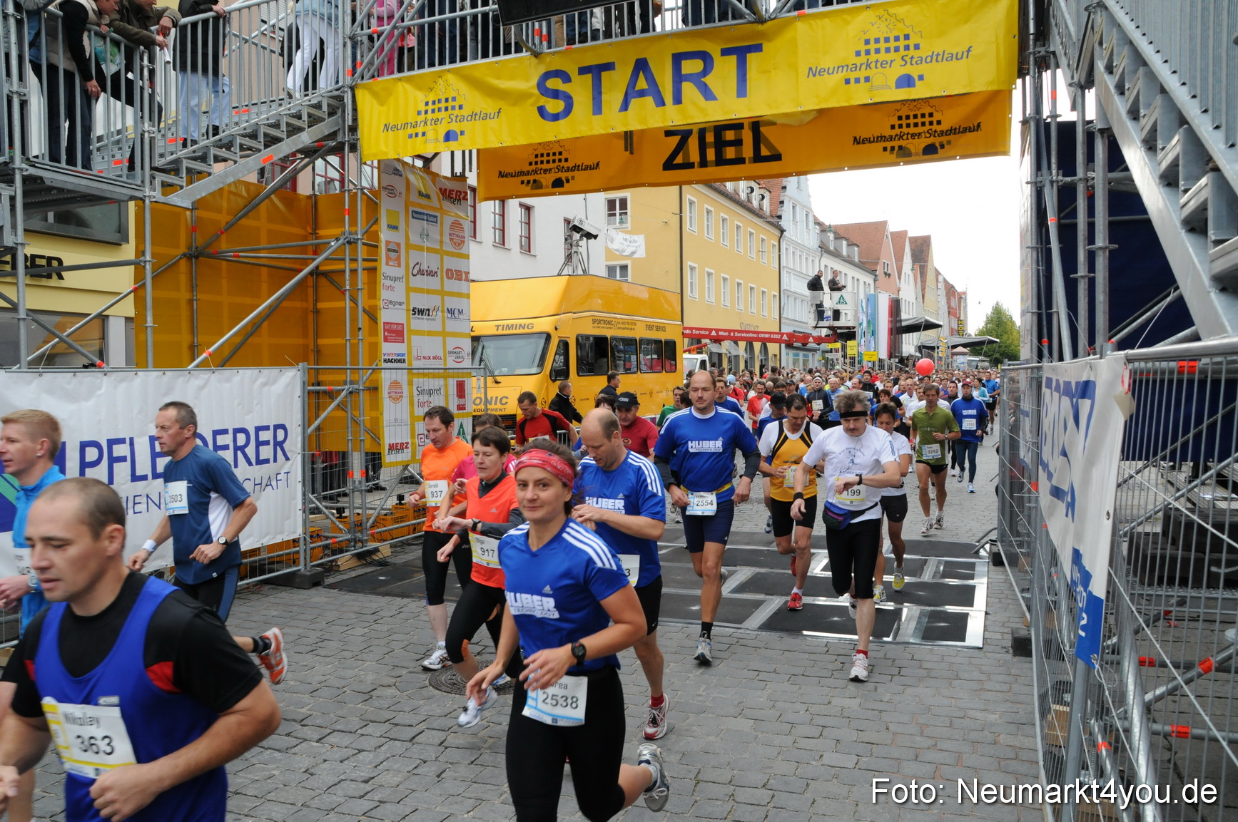 0028 Startbereich Stadtlauf Neumarkt 2008