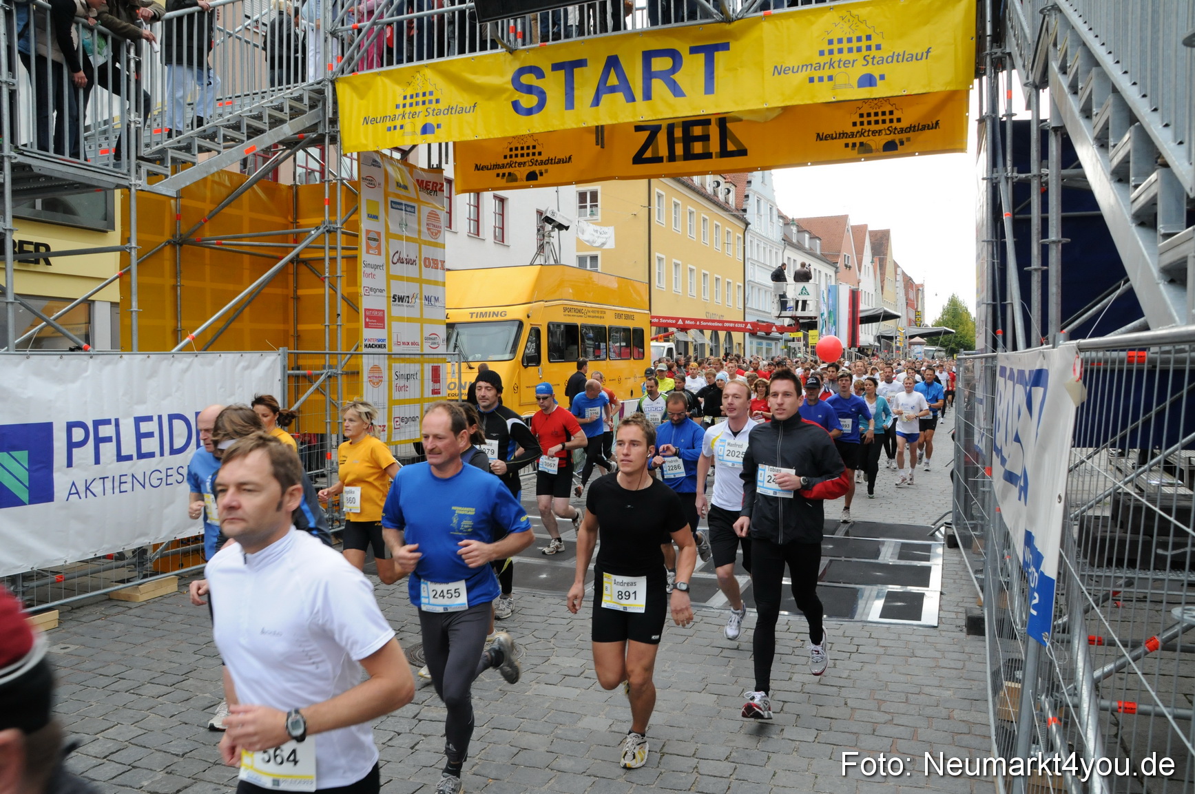 0029 Startbereich Stadtlauf Neumarkt 2008
