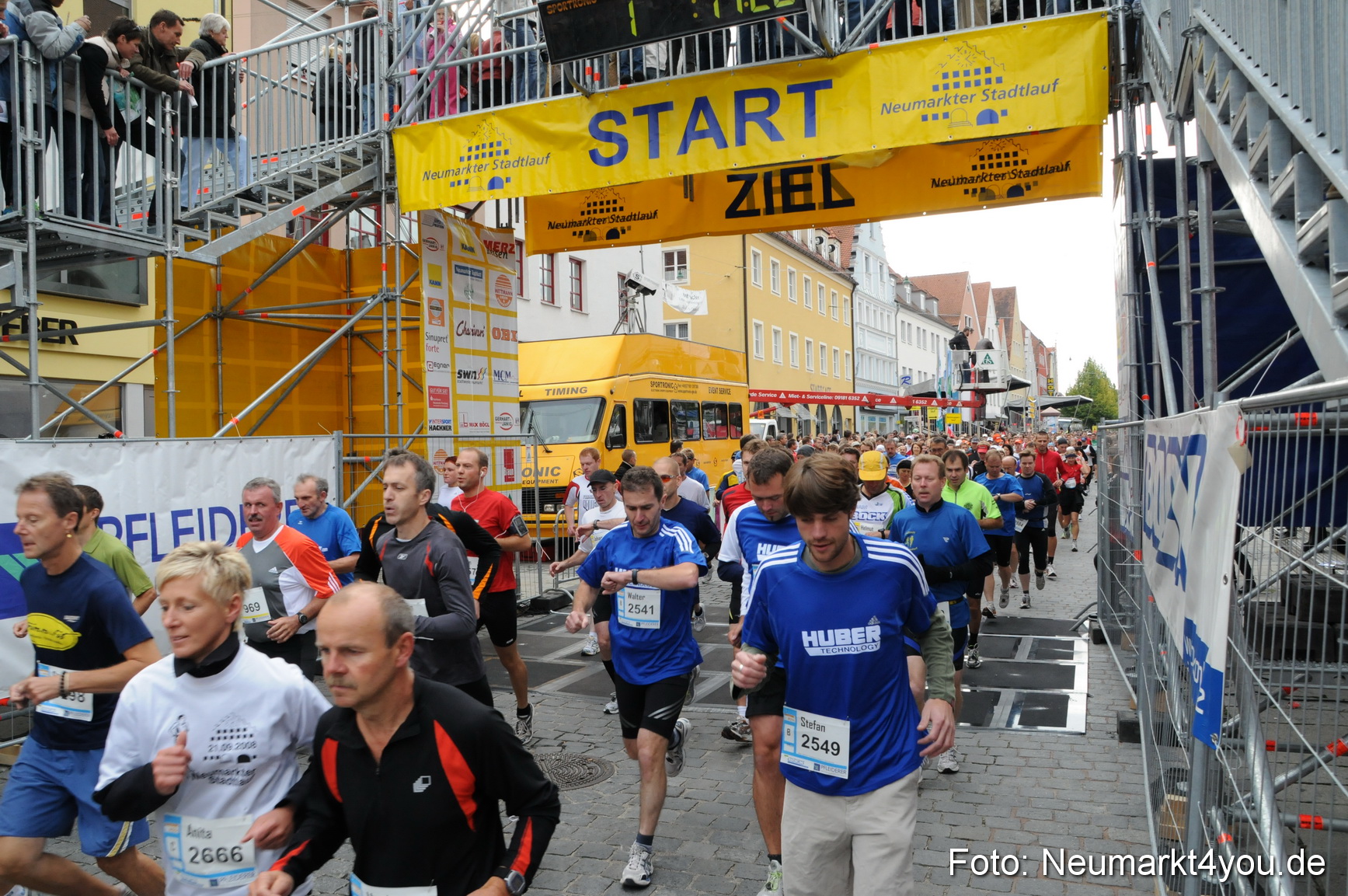 0033 Startbereich Stadtlauf Neumarkt 2008