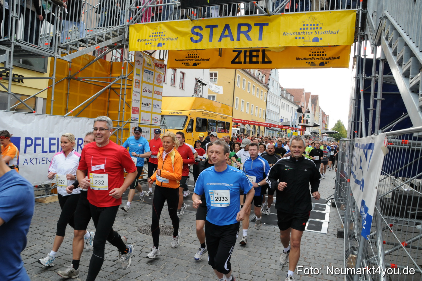 0037 Startbereich Stadtlauf Neumarkt 2008