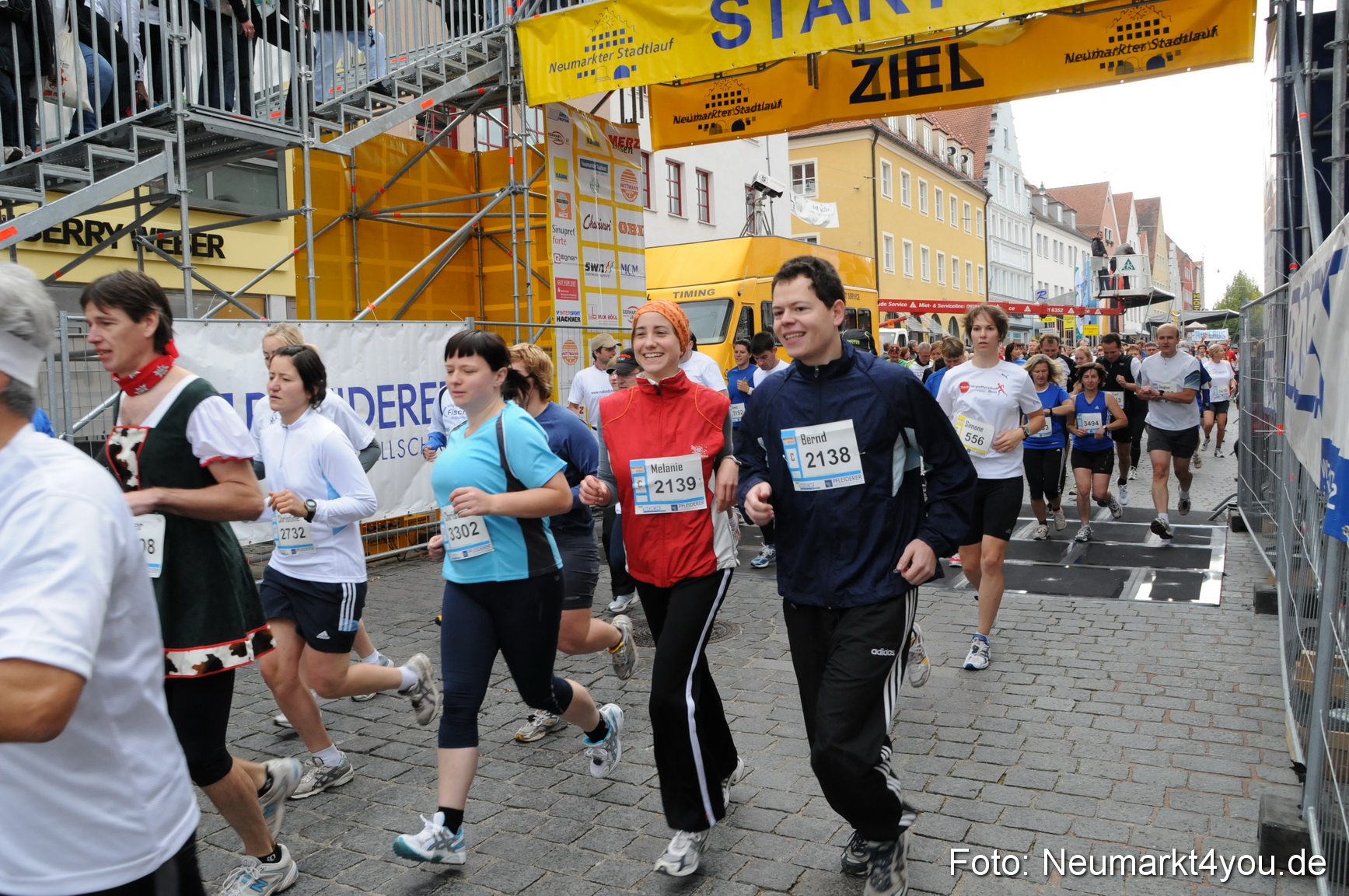 0042 Startbereich Stadtlauf Neumarkt 2008