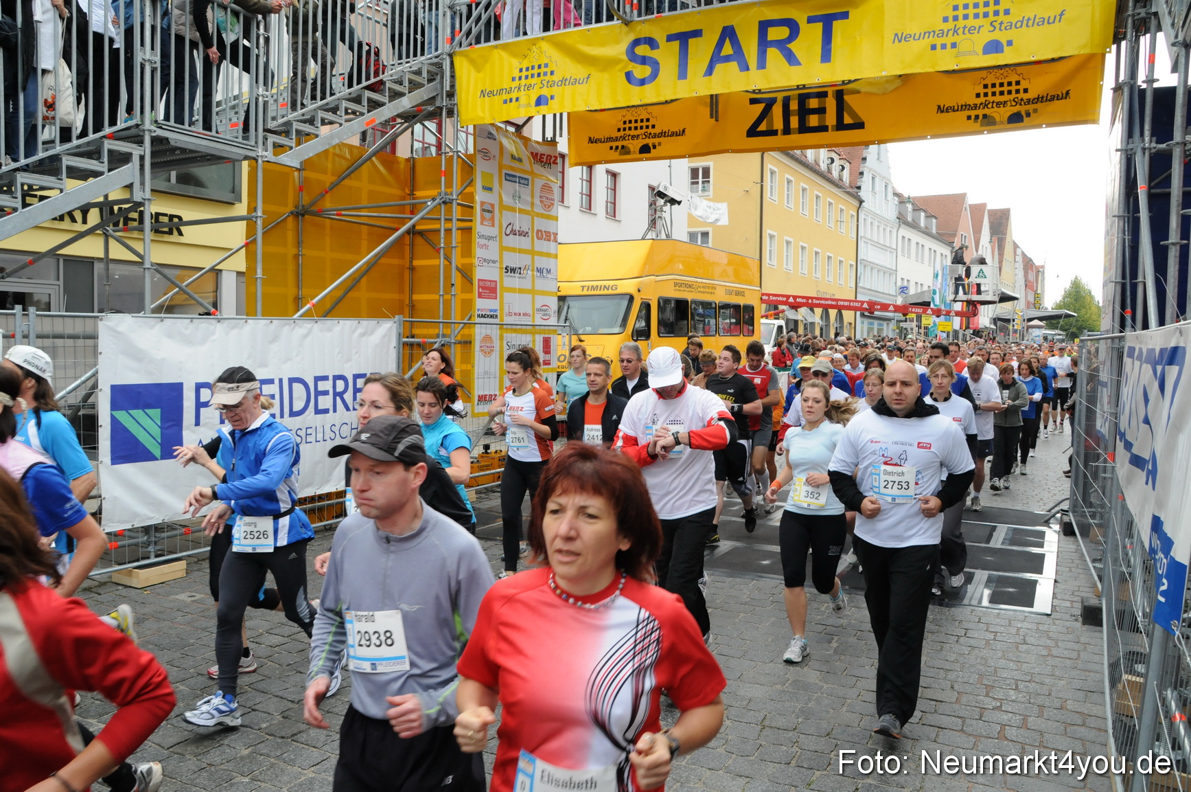 0044 Startbereich Stadtlauf Neumarkt 2008