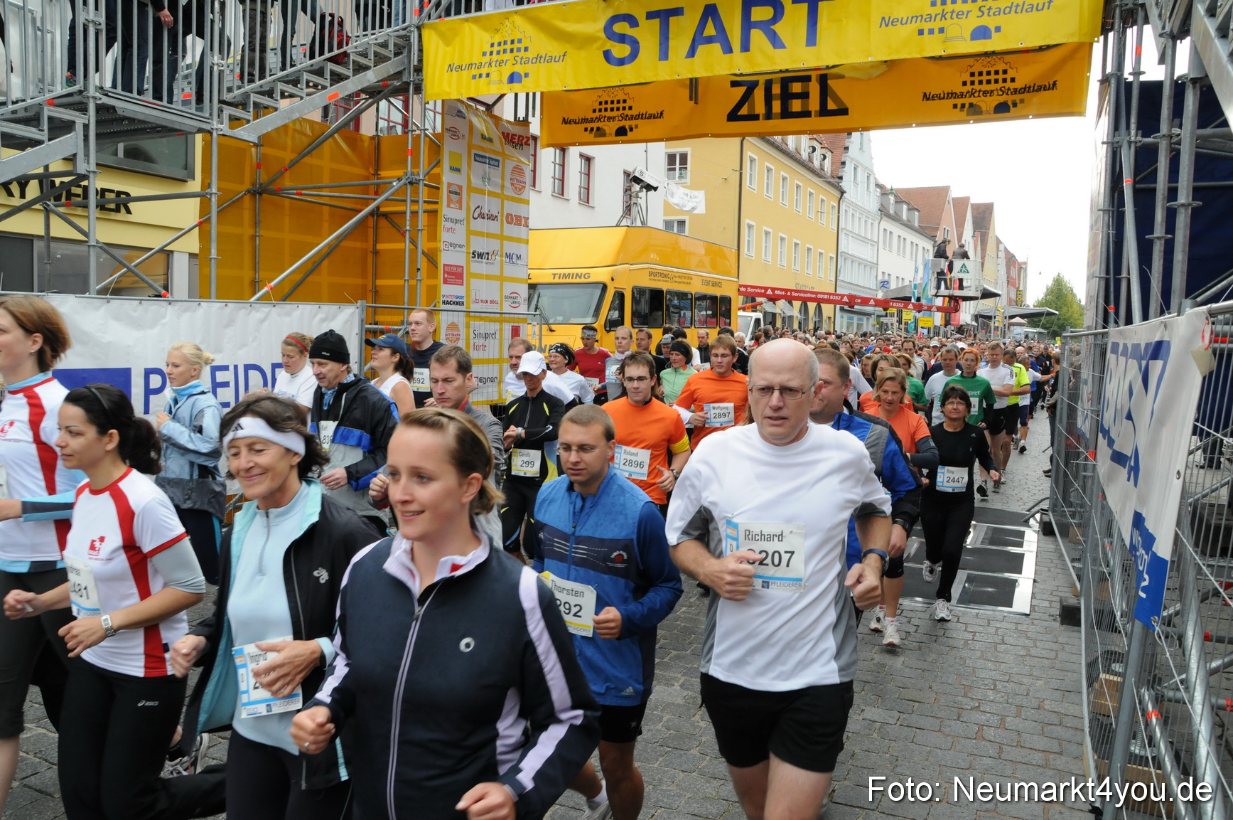 0046 Startbereich Stadtlauf Neumarkt 2008