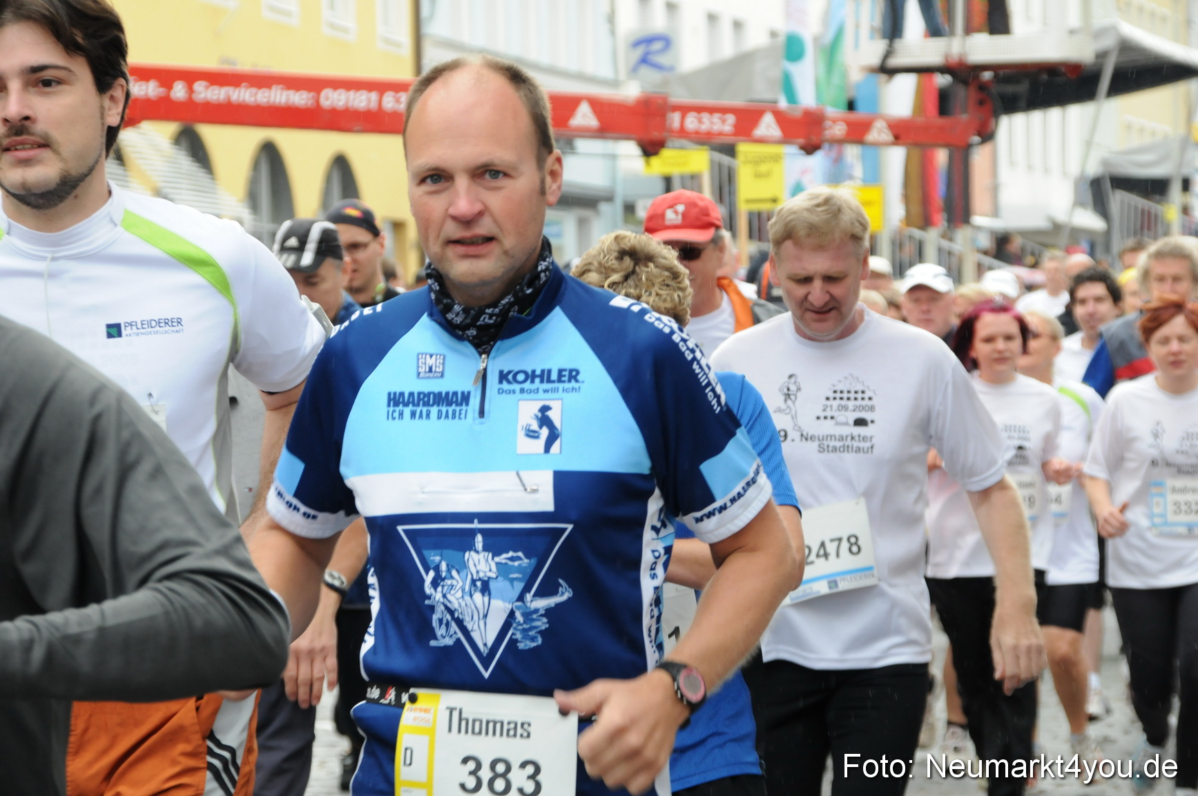 0048 Startbereich Stadtlauf Neumarkt 2008