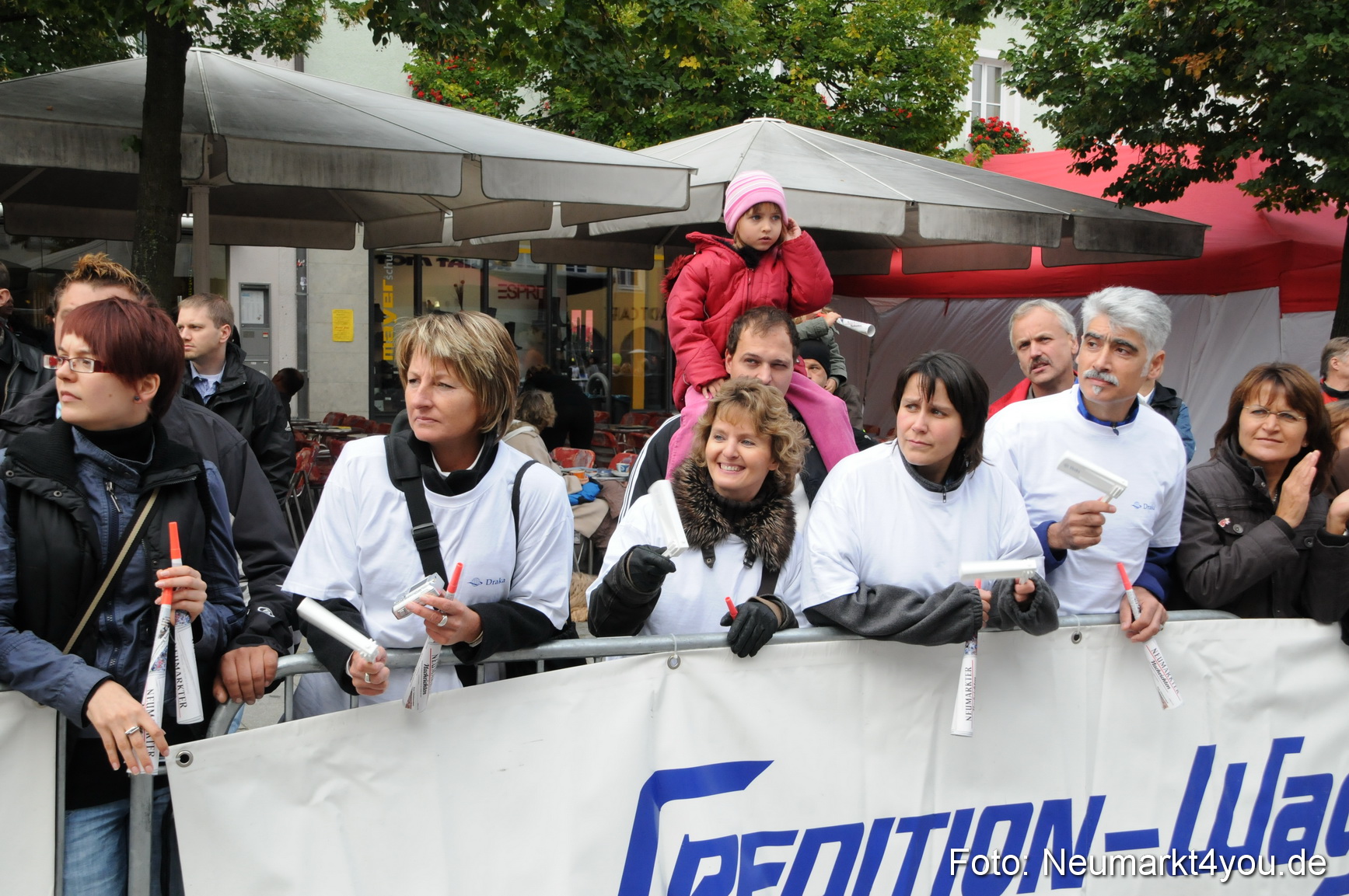 0092 Zieleinlauf Stadtlauf Neumarkt 2008