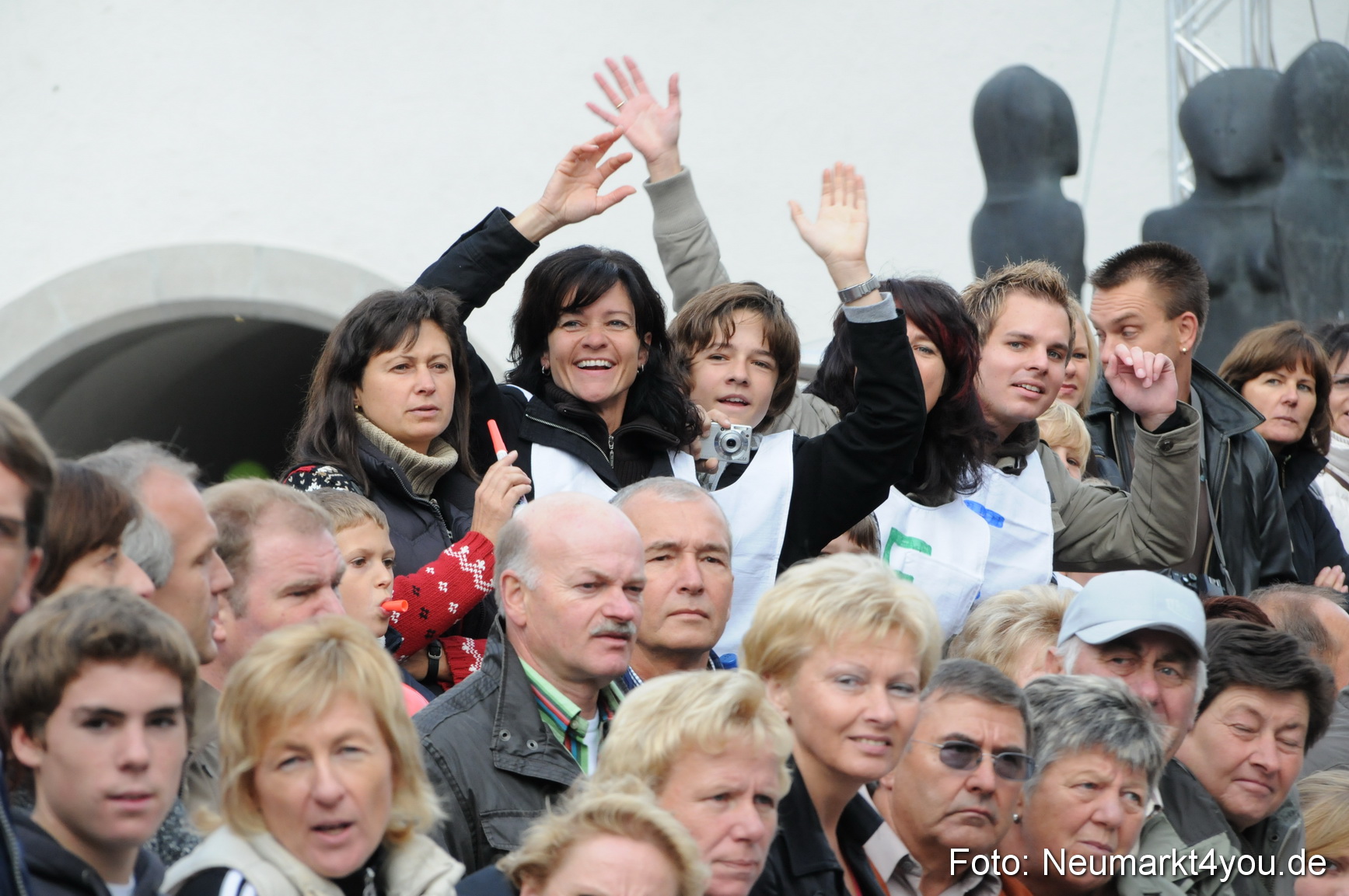 0108 Zieleinlauf Stadtlauf Neumarkt 2008