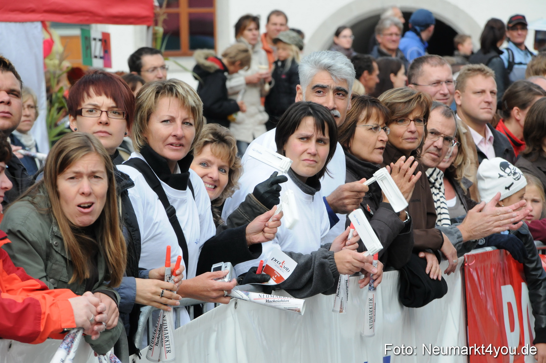 0117 Zieleinlauf Stadtlauf Neumarkt 2008