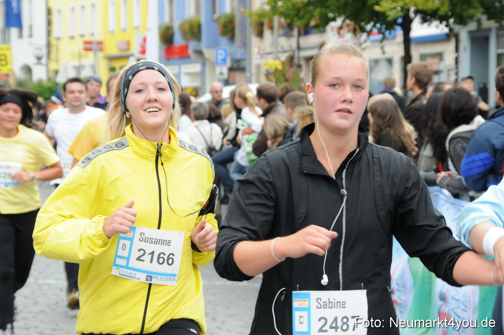 0138 Zieleinlauf Stadtlauf Neumarkt 2008