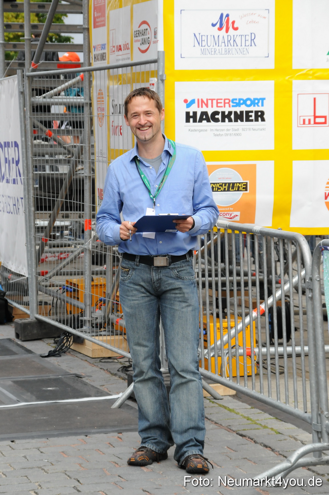 0162 Zieleinlauf Stadtlauf Neumarkt 2008