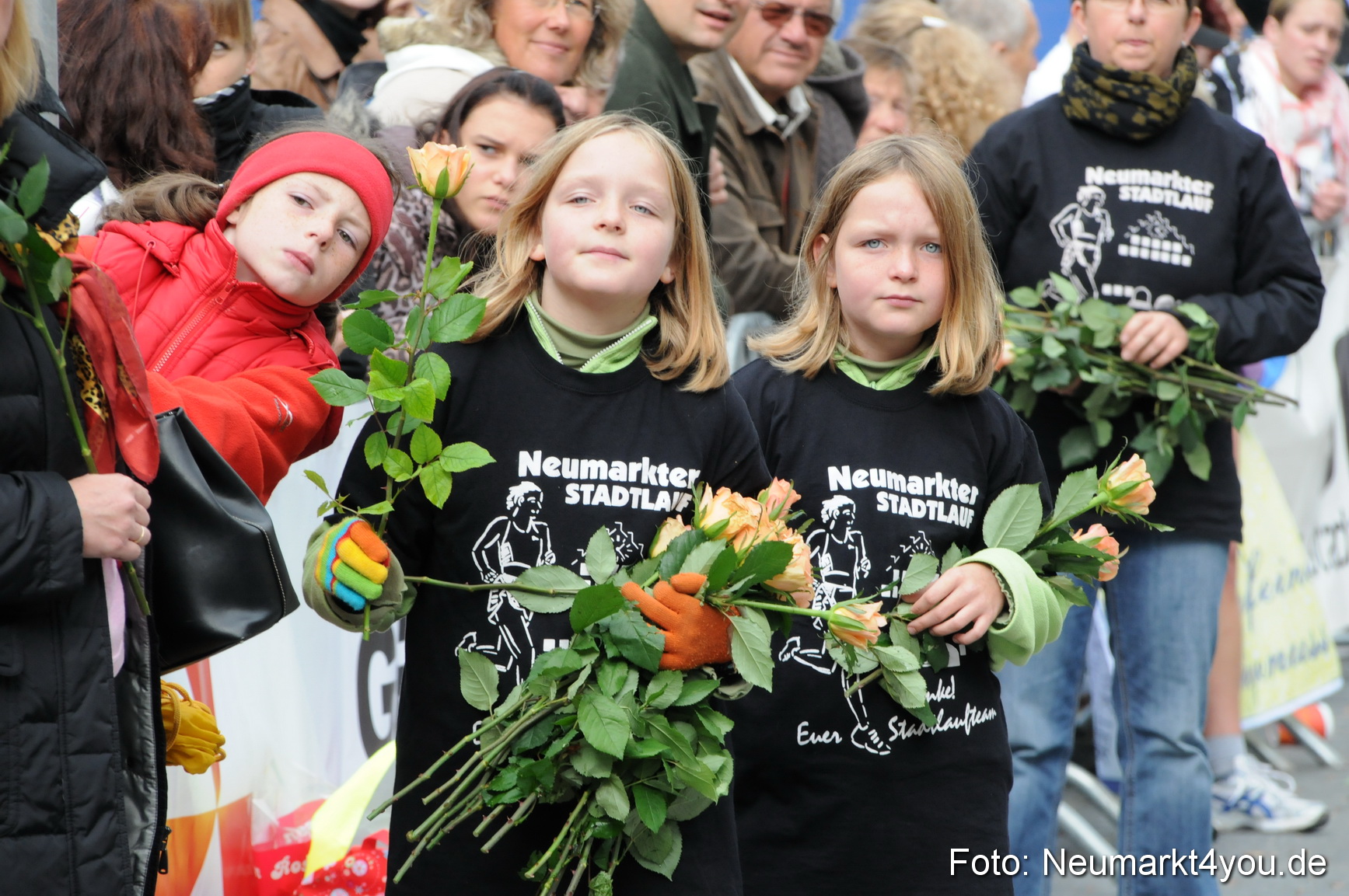 0182 Zieleinlauf Stadtlauf Neumarkt 2008