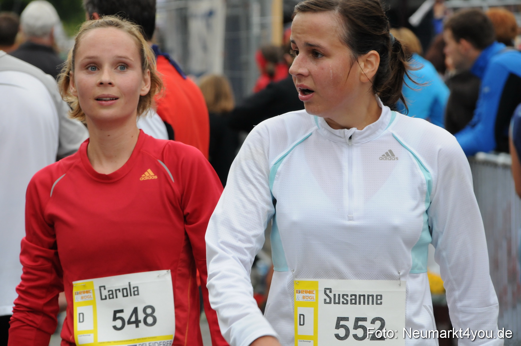 0202 Zieleinlauf Stadtlauf Neumarkt 2008