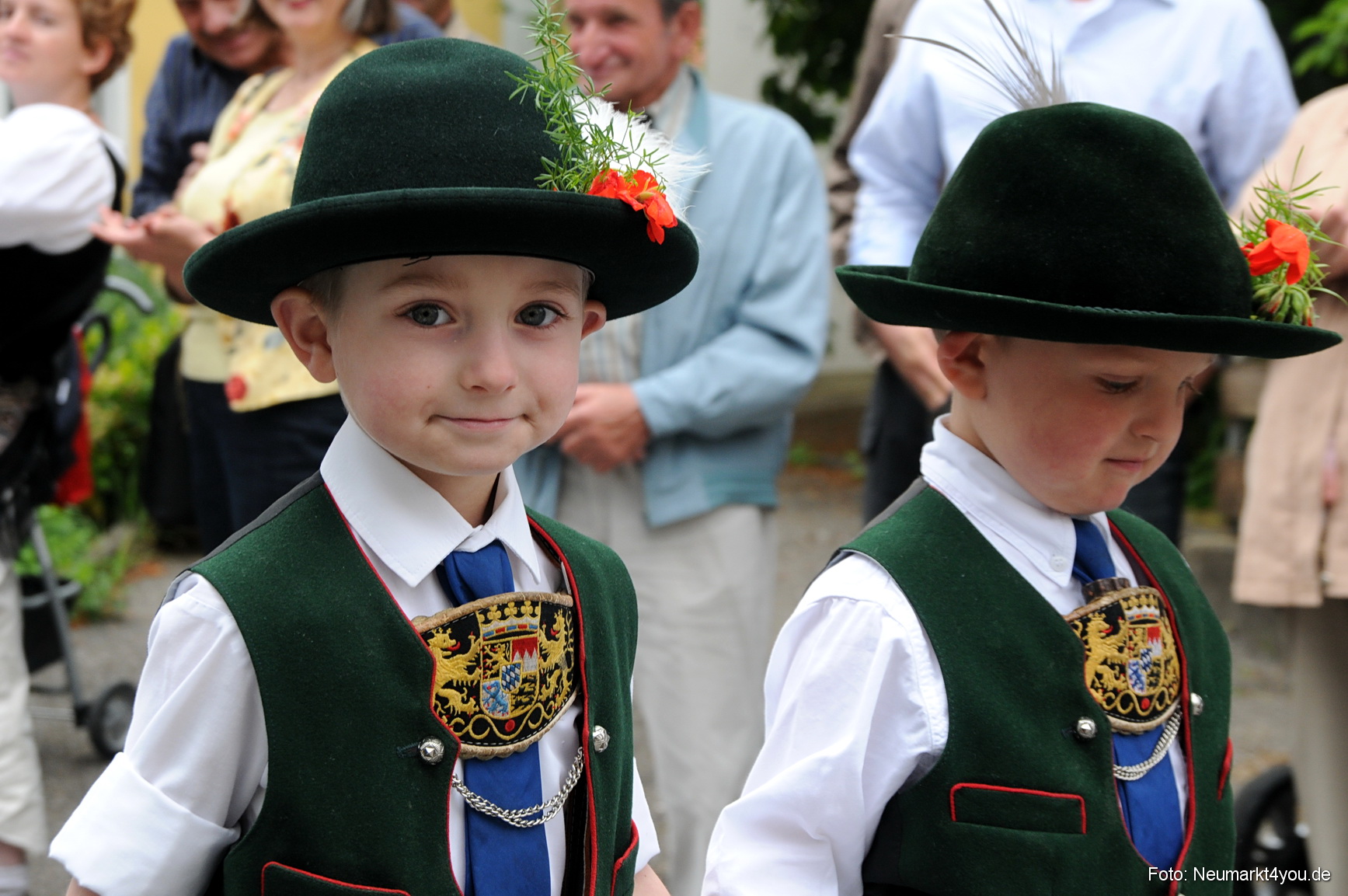 0013 Trachtenzug Lengenfeld 220508