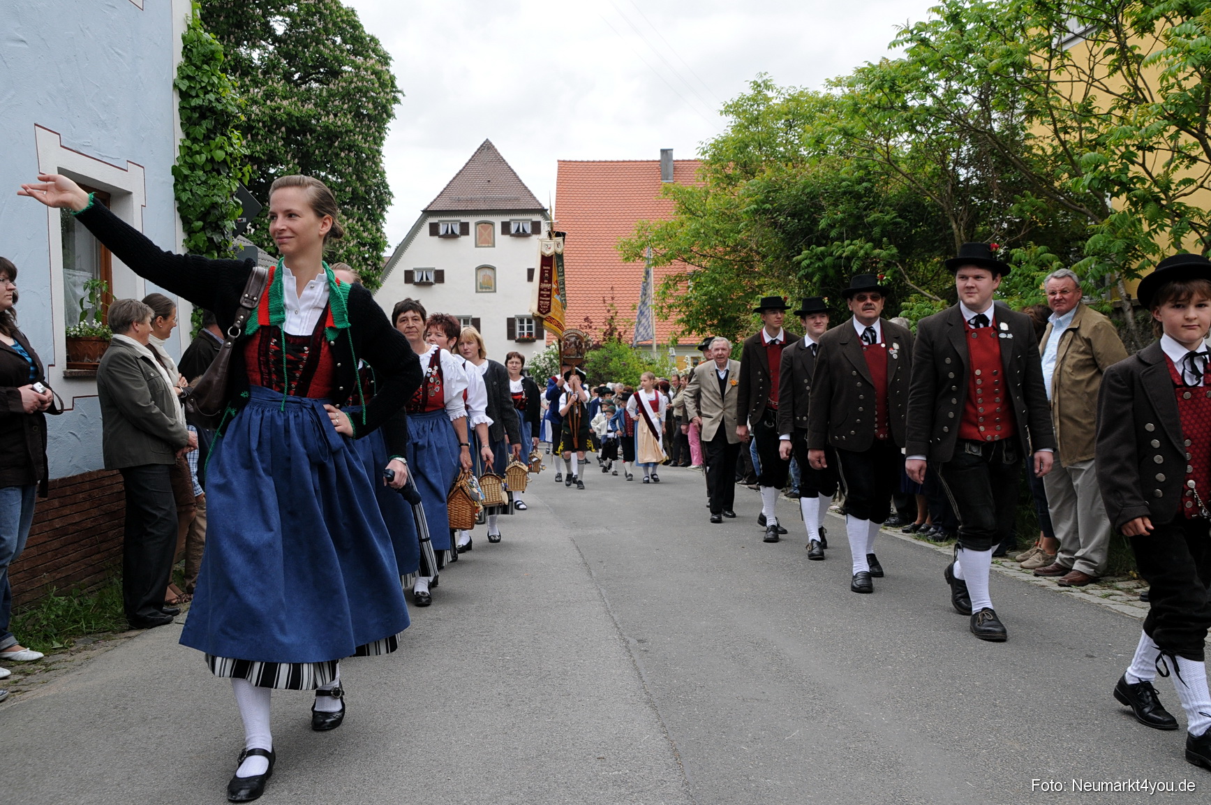 0027 Trachtenzug Lengenfeld 220508