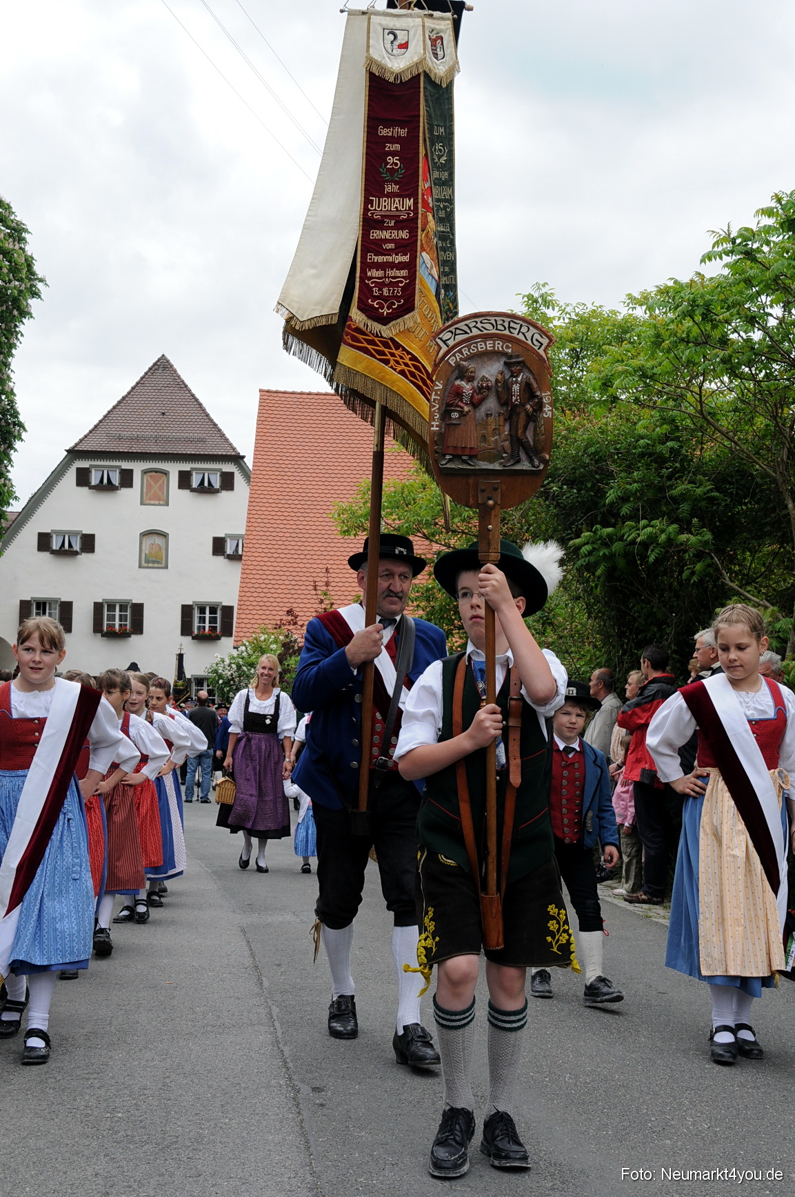 0028 Trachtenzug Lengenfeld 220508