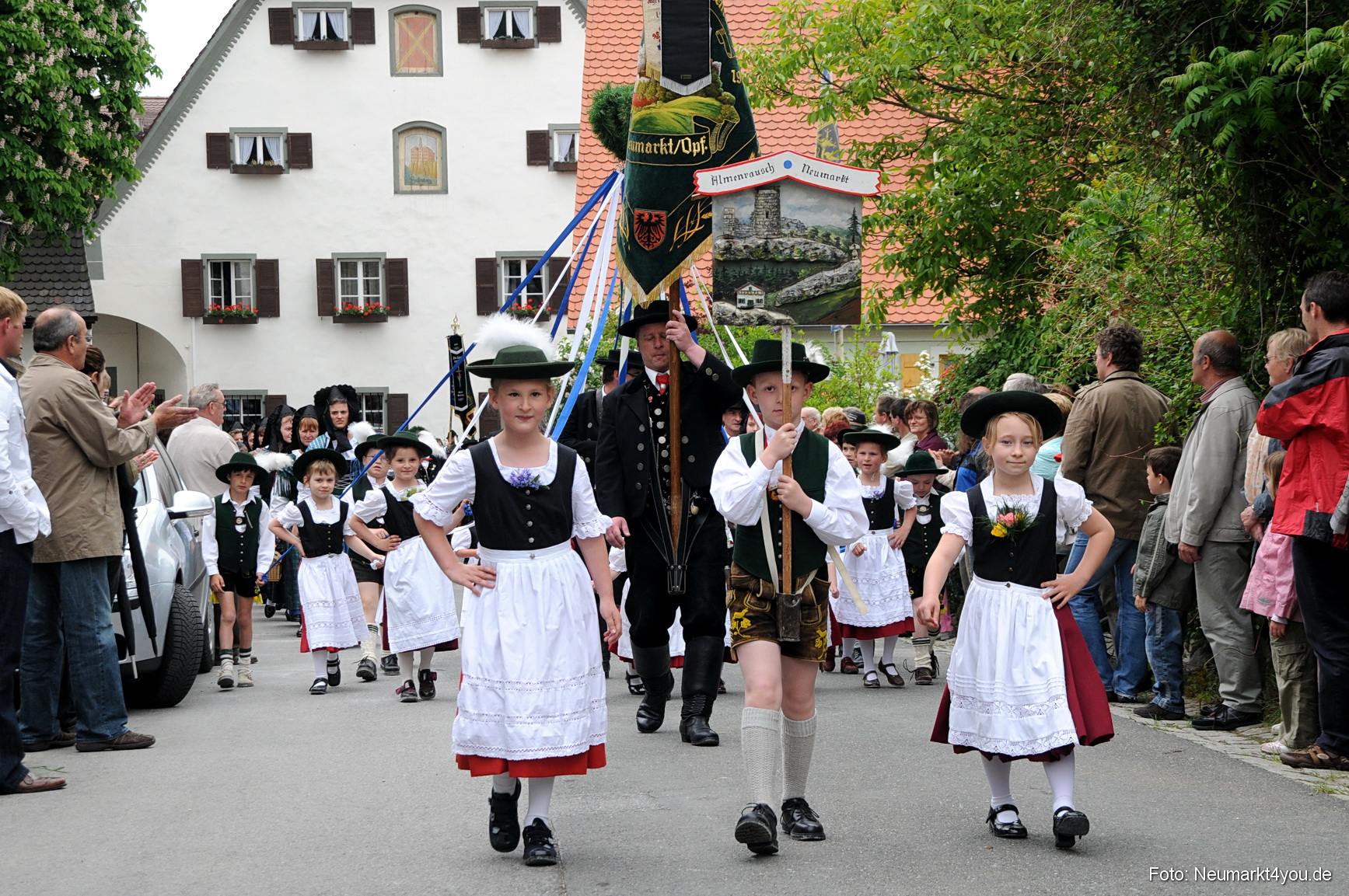 0033 Trachtenzug Lengenfeld 220508