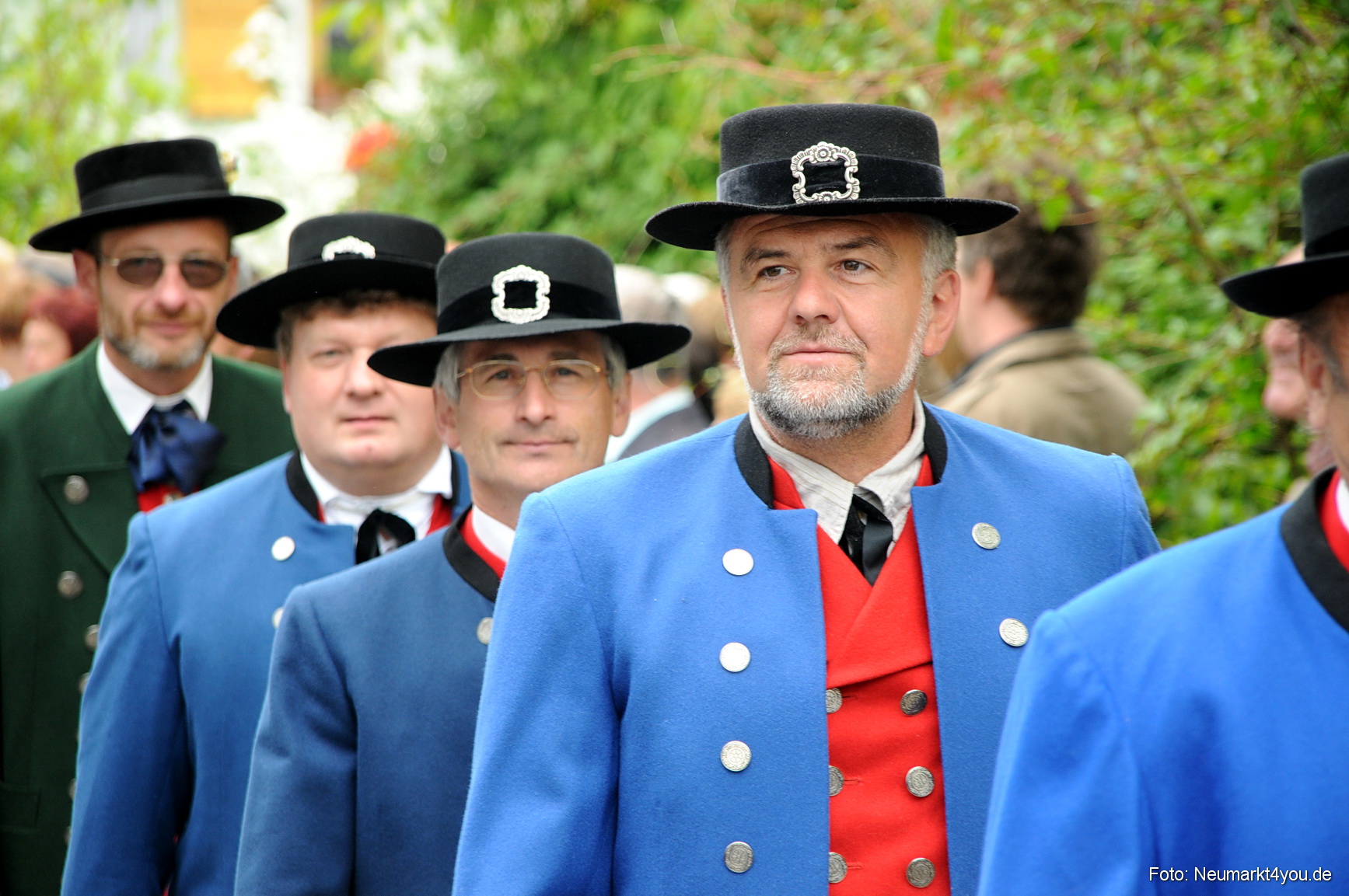 0042 Trachtenzug Lengenfeld 220508
