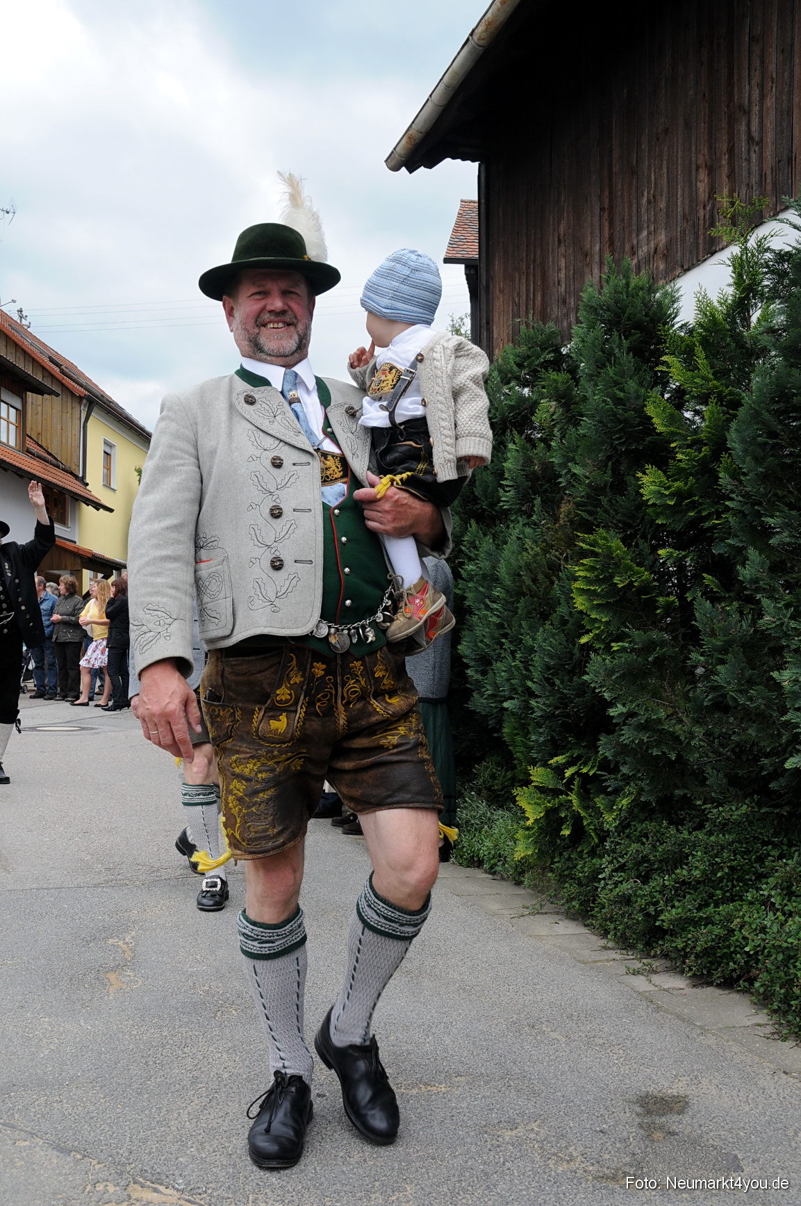 0053 Trachtenzug Lengenfeld 220508