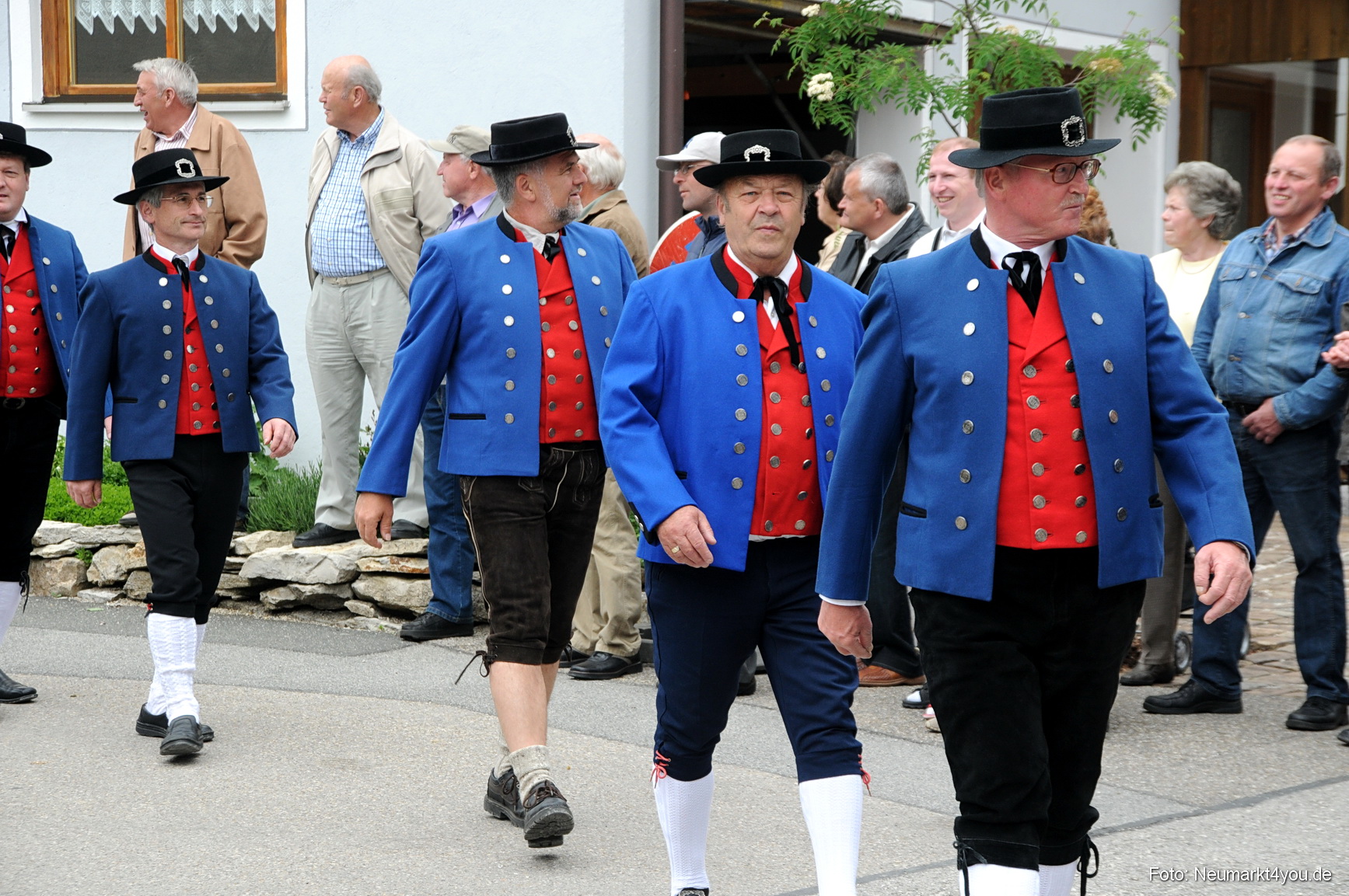 0088 Trachtenzug Lengenfeld 220508