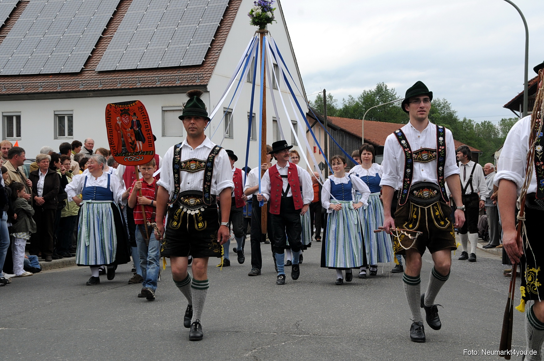 0096 Trachtenzug Lengenfeld 220508