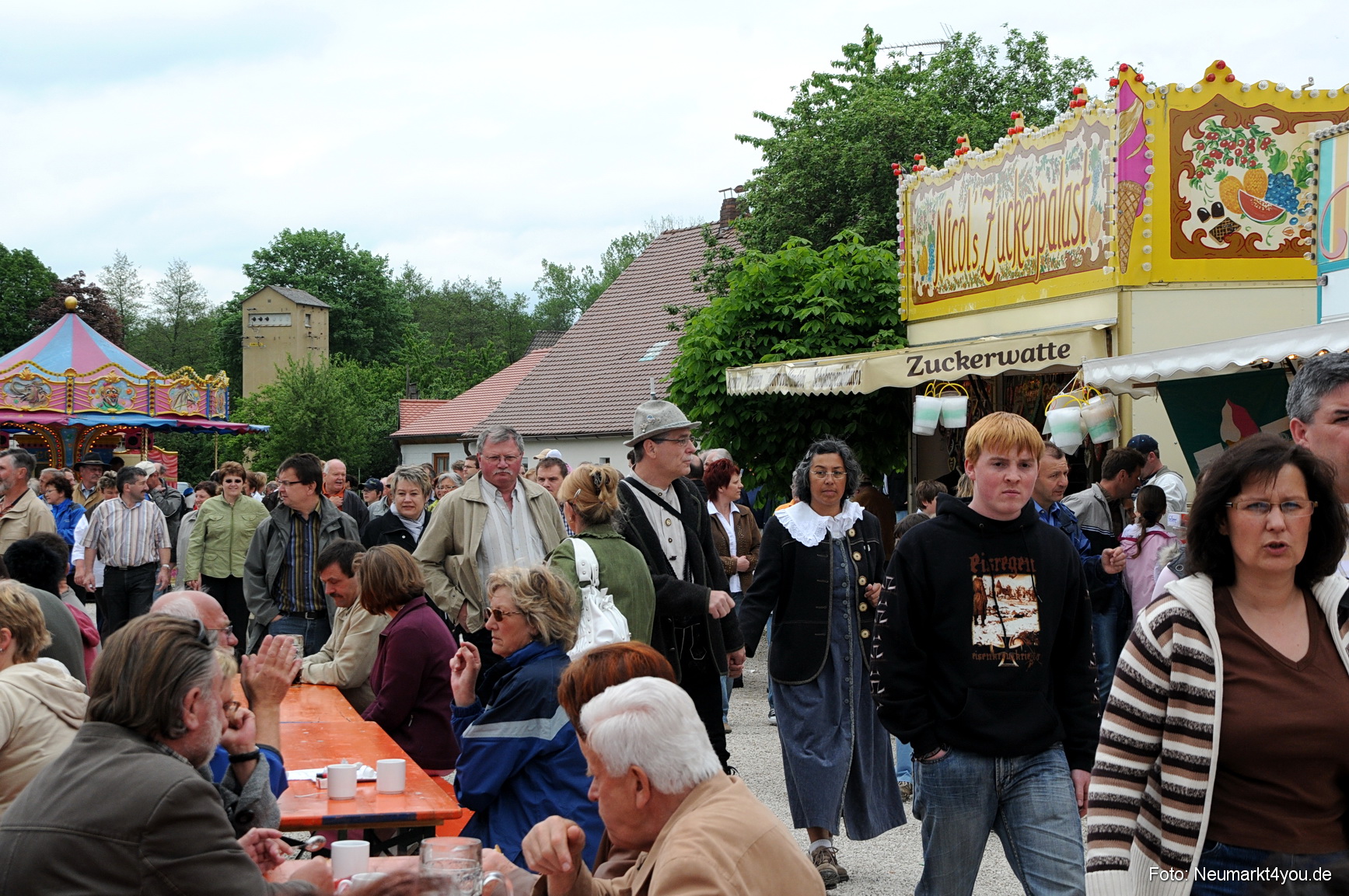 0100 Trachtenzug Lengenfeld 220508