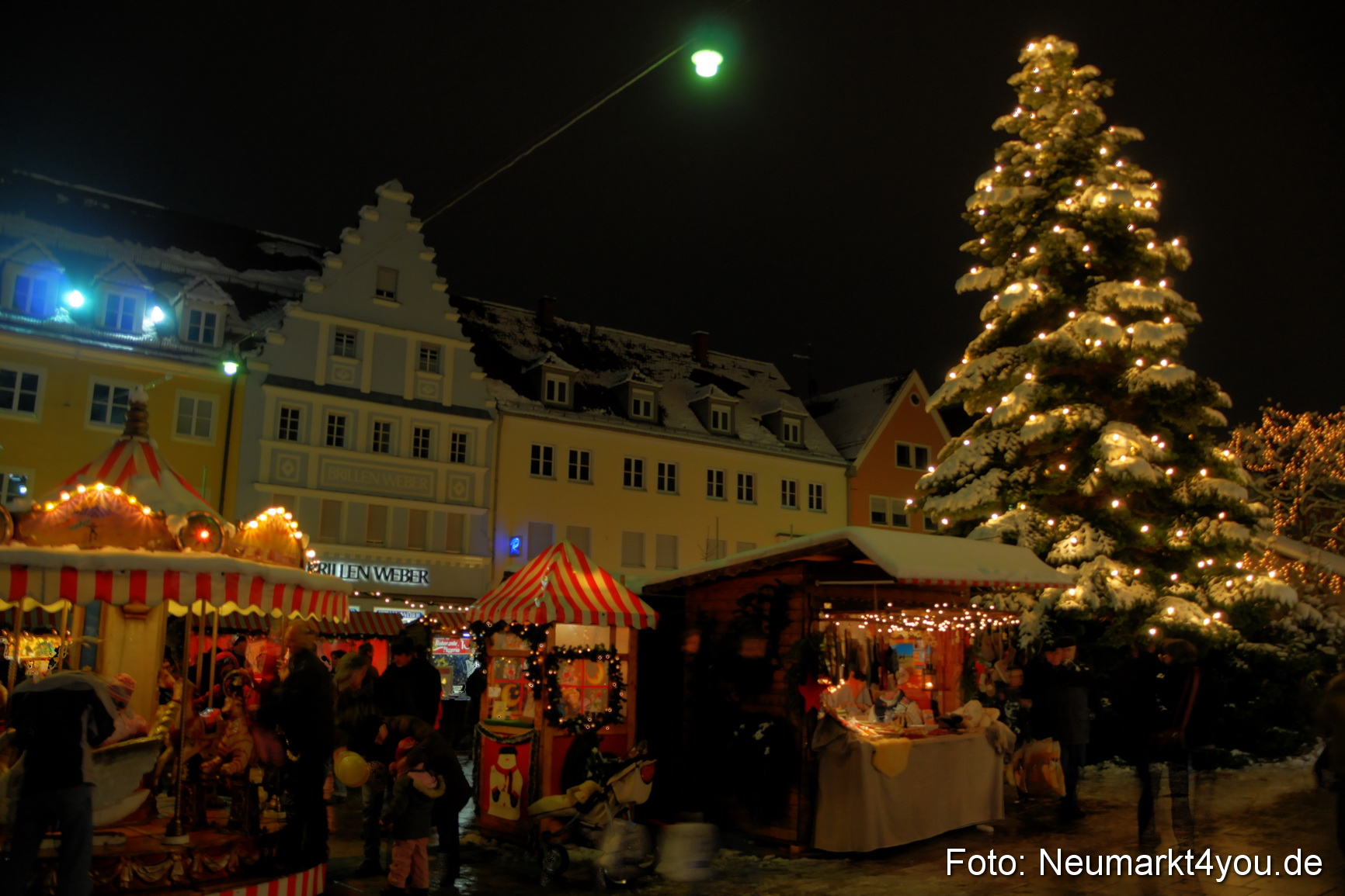 0004 Weihnachtsmarkt Neumarkt 131208