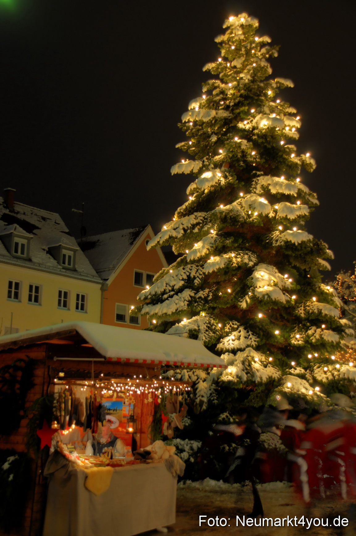 0005 Weihnachtsmarkt Neumarkt 131208