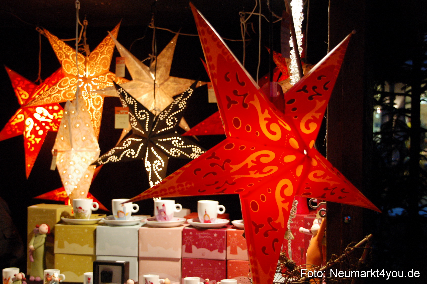 0006 Weihnachtsmarkt Neumarkt 271108