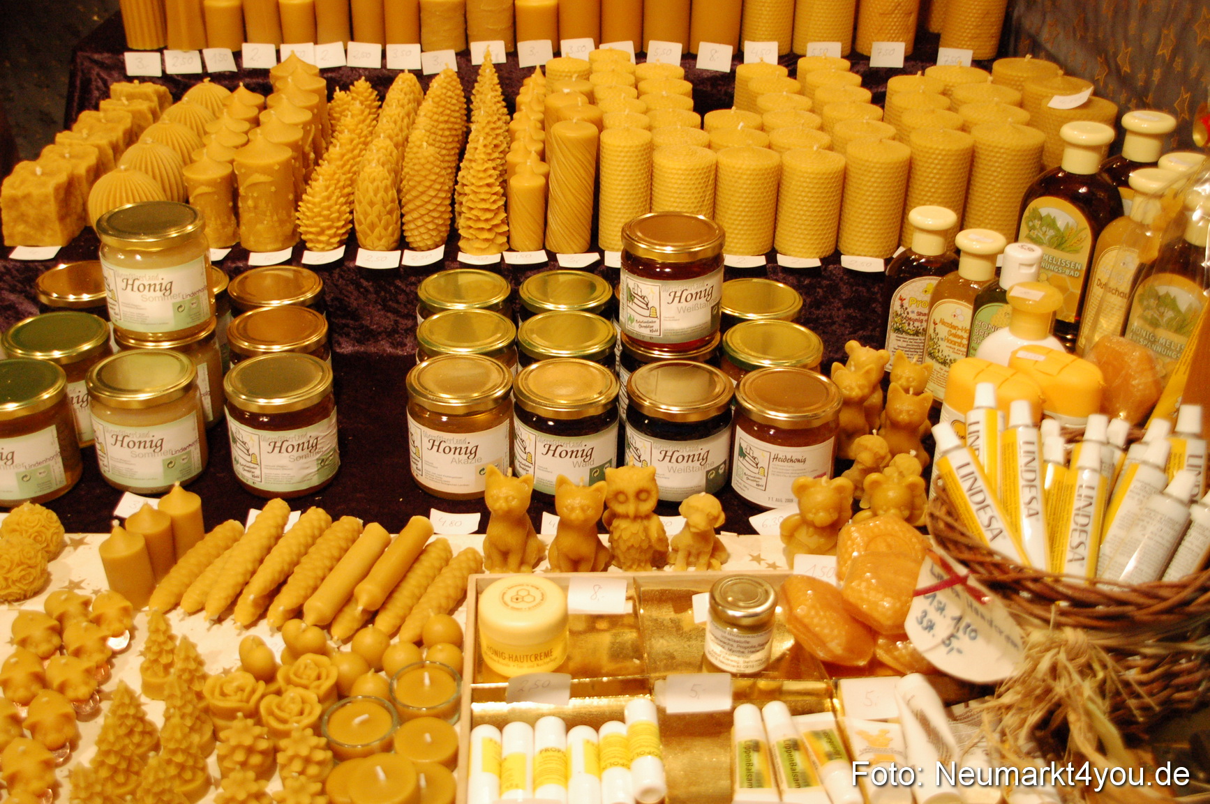 0008 Weihnachtsmarkt Neumarkt 271108