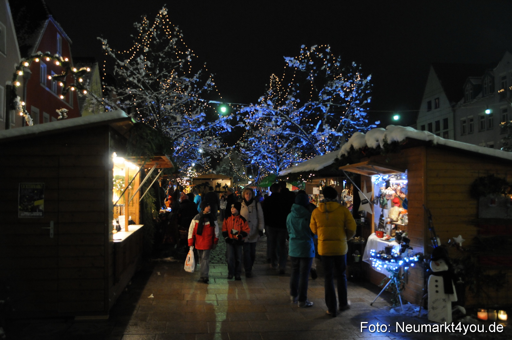 0010 Weihnachtsmarkt Neumarkt 131208