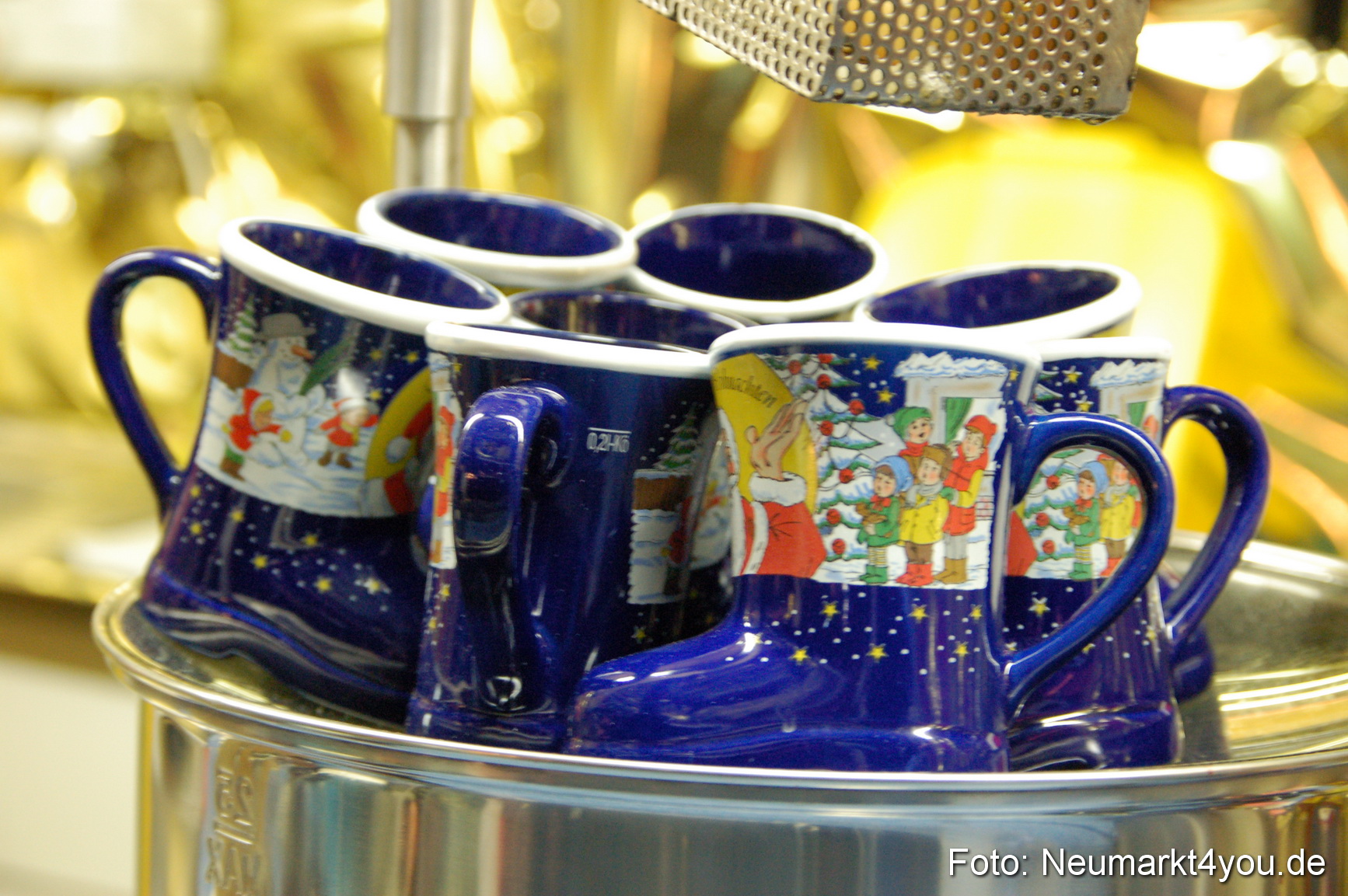 0020 Weihnachtsmarkt Neumarkt 271108