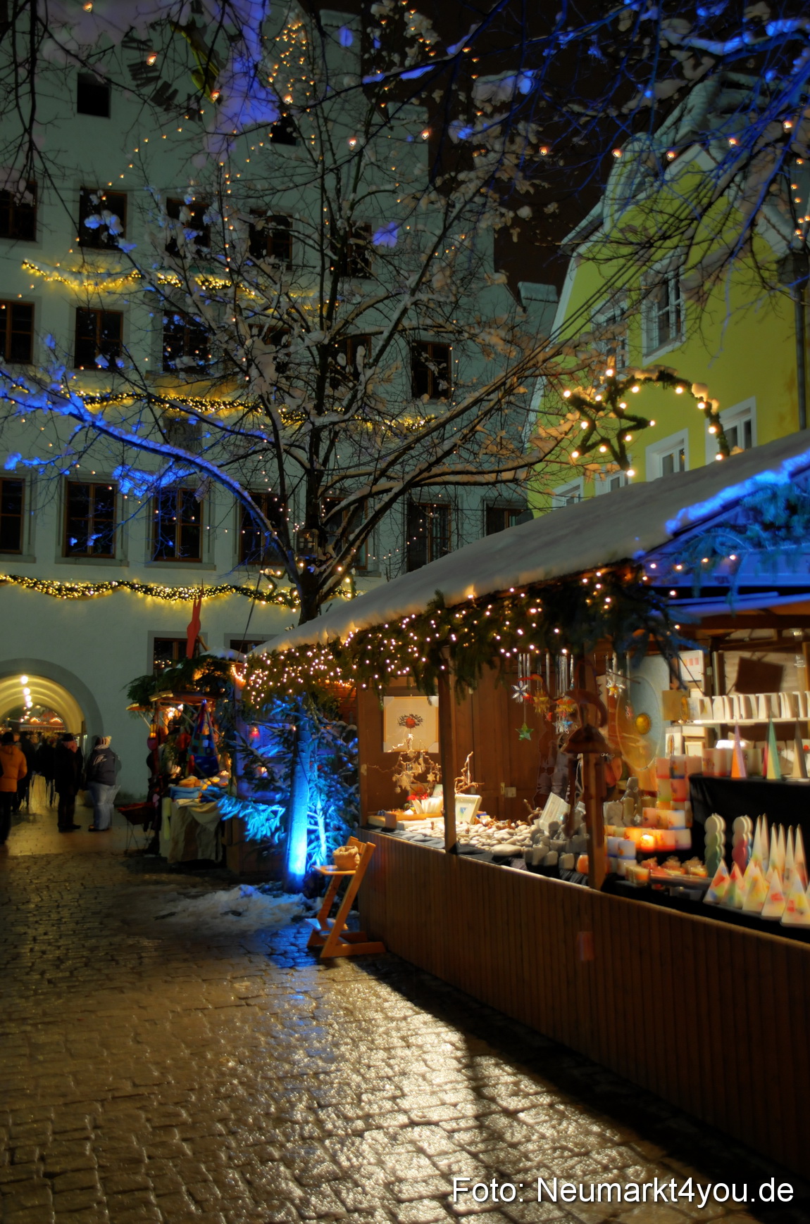 0021 Weihnachtsmarkt Neumarkt 131208