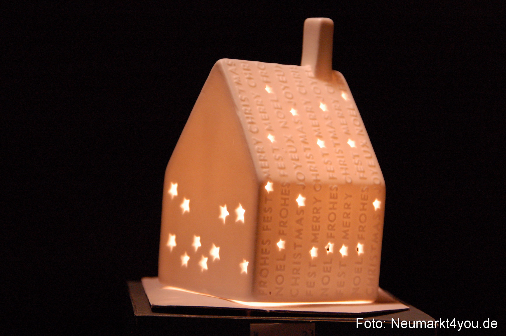 0022 Weihnachtsmarkt Neumarkt 271108