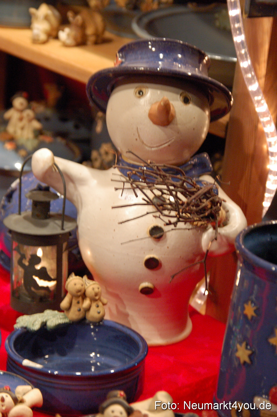 0025 Weihnachtsmarkt Neumarkt 271108