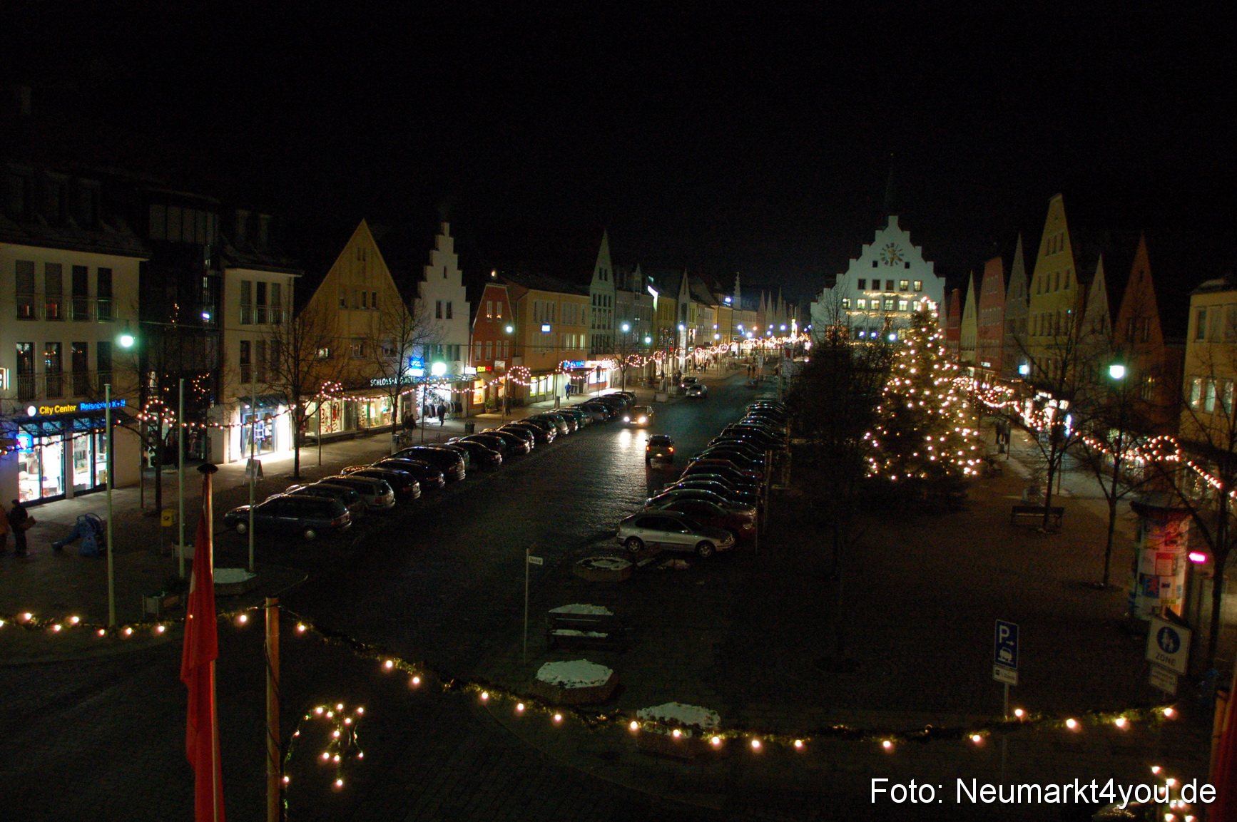 0040 Weihnachtsmarkt Neumarkt 271108