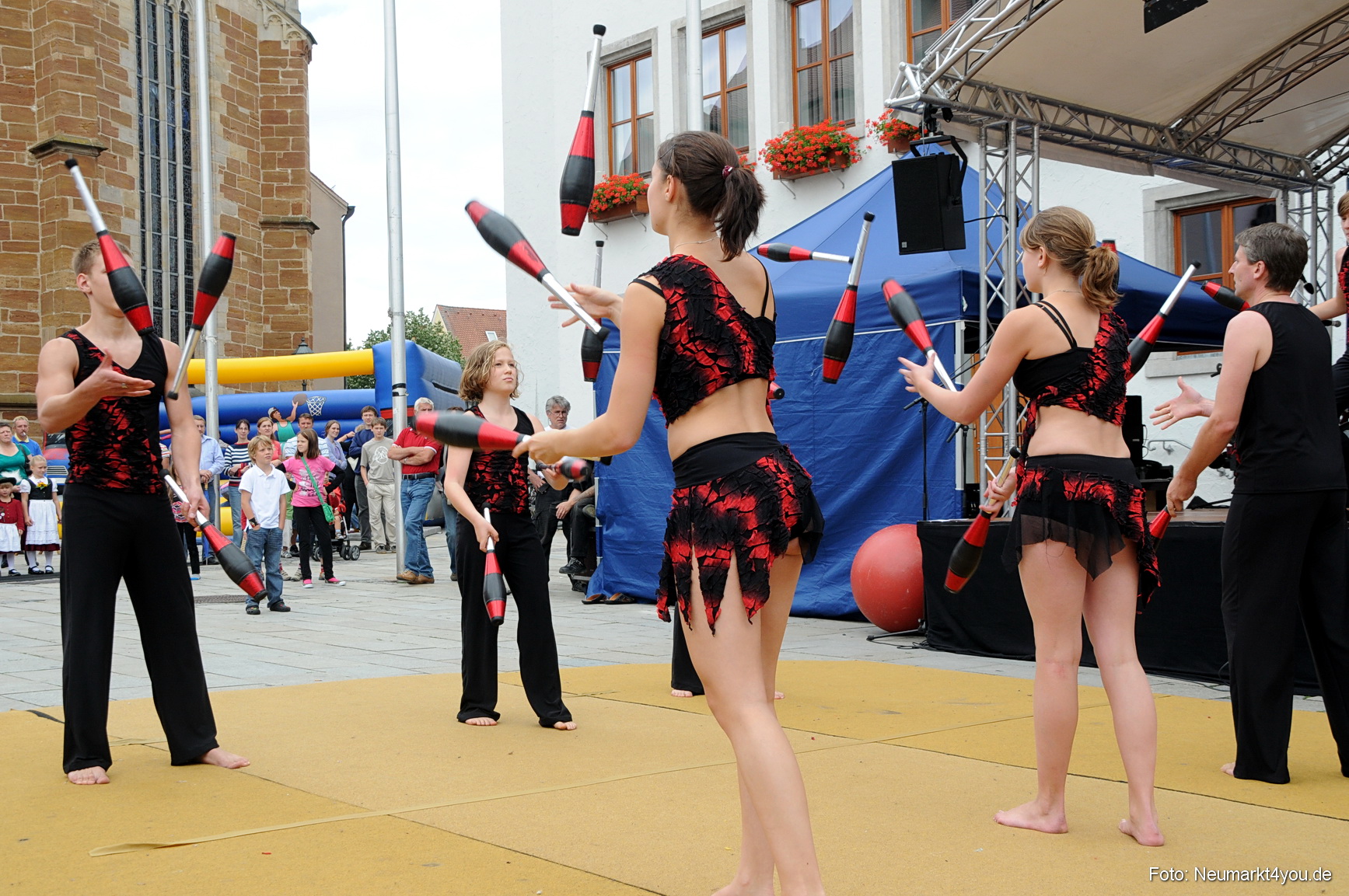 0024 Zeitungs Zeit 190708