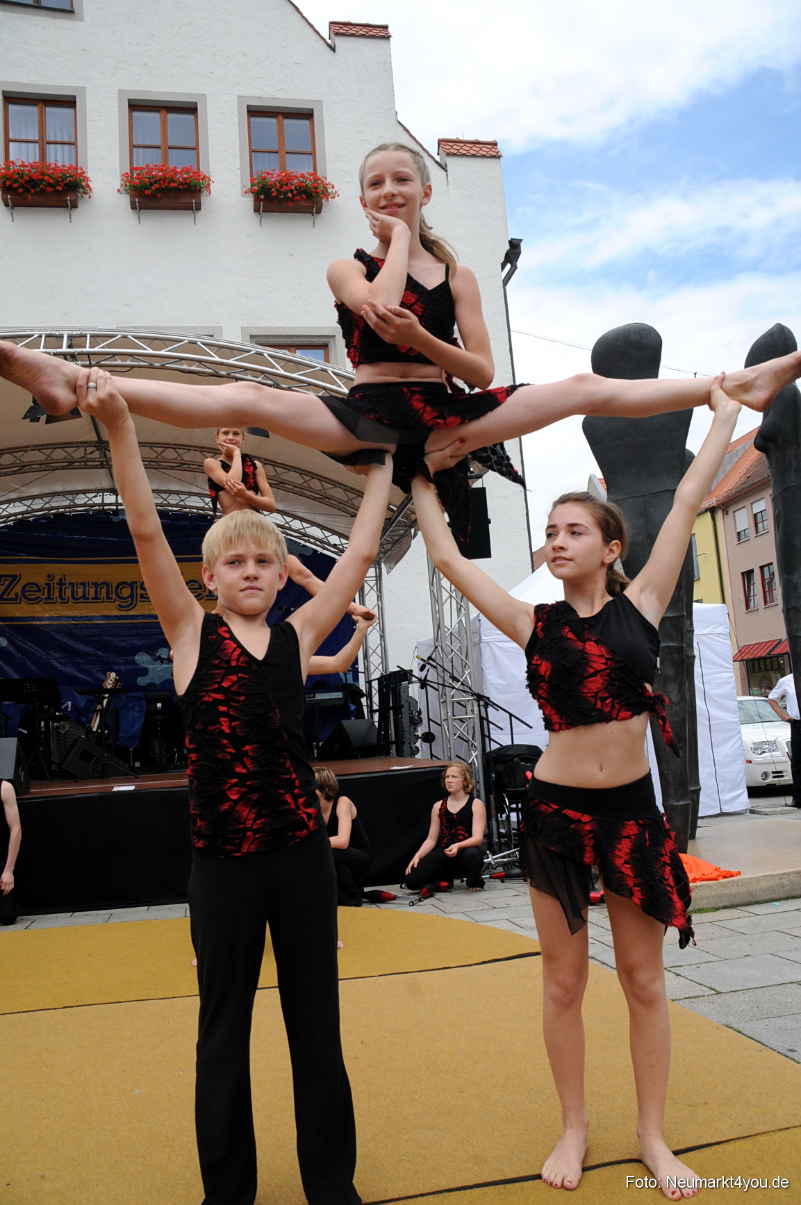 0032 Zeitungs Zeit 190708