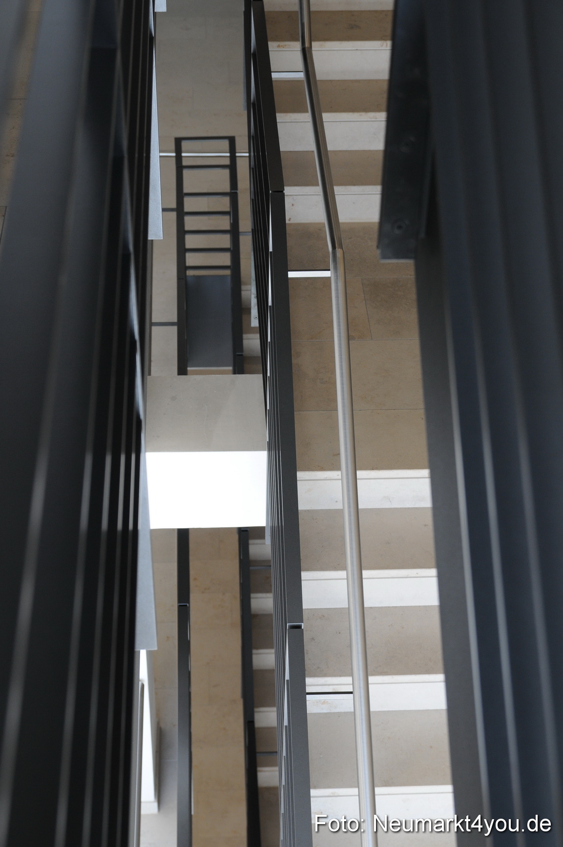 0100 Architektourbus 250409