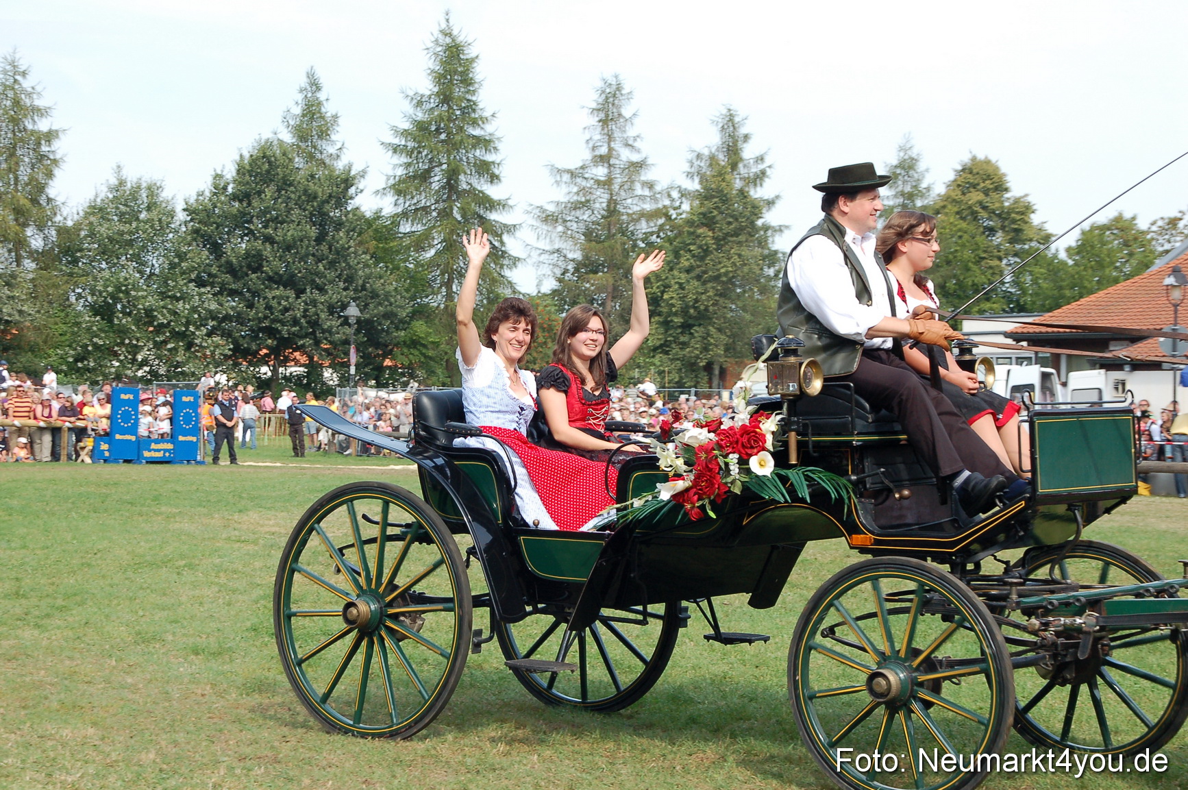 0105 Pferdeschau Volksfest 170809
