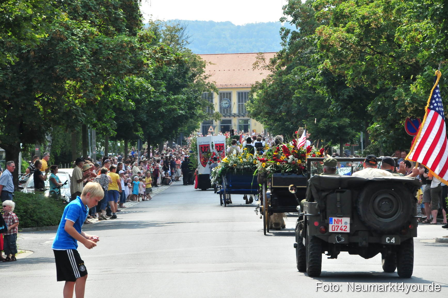0014 Volksfestzug Neumarkt 090809