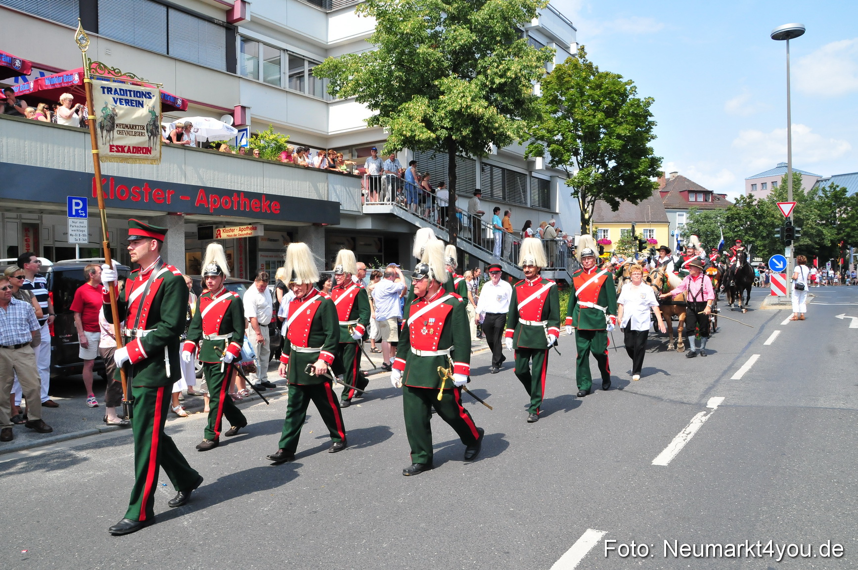 0016 Volksfestzug Neumarkt 090809