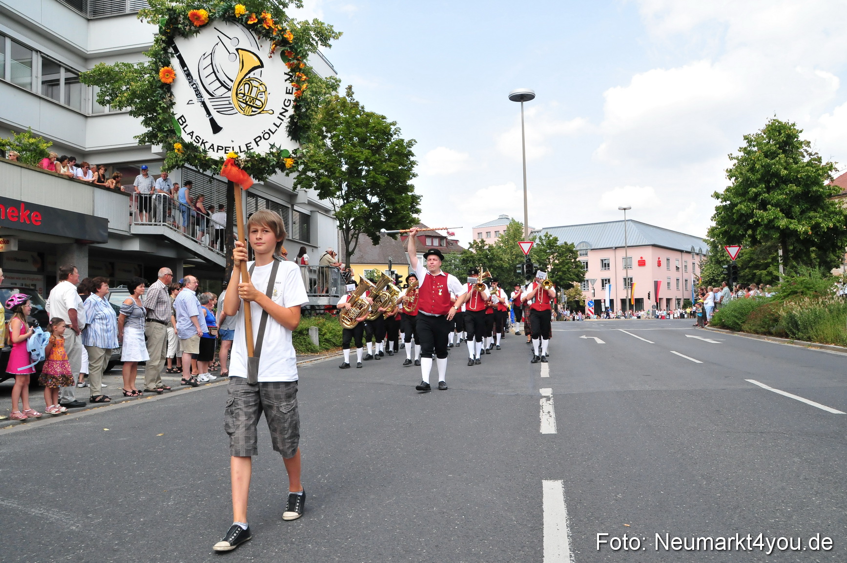 0021 Volksfestzug Neumarkt 090809