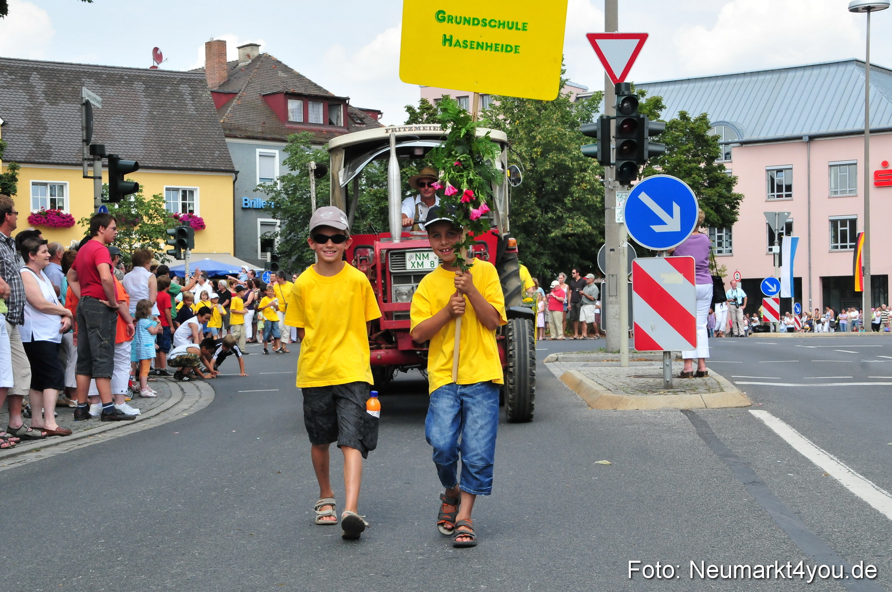 0031 Volksfestzug Neumarkt 090809