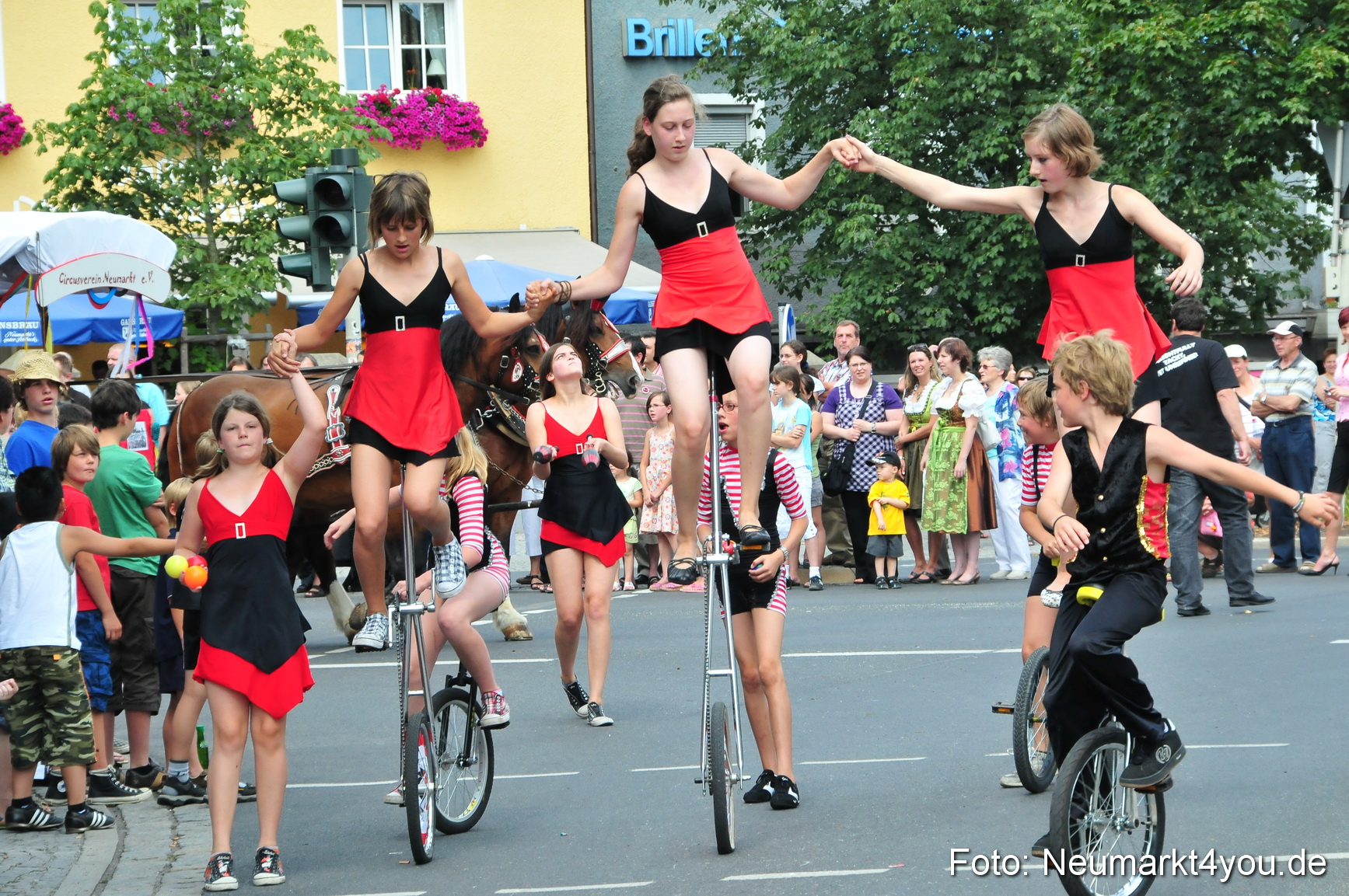 0032 Volksfestzug Neumarkt 090809