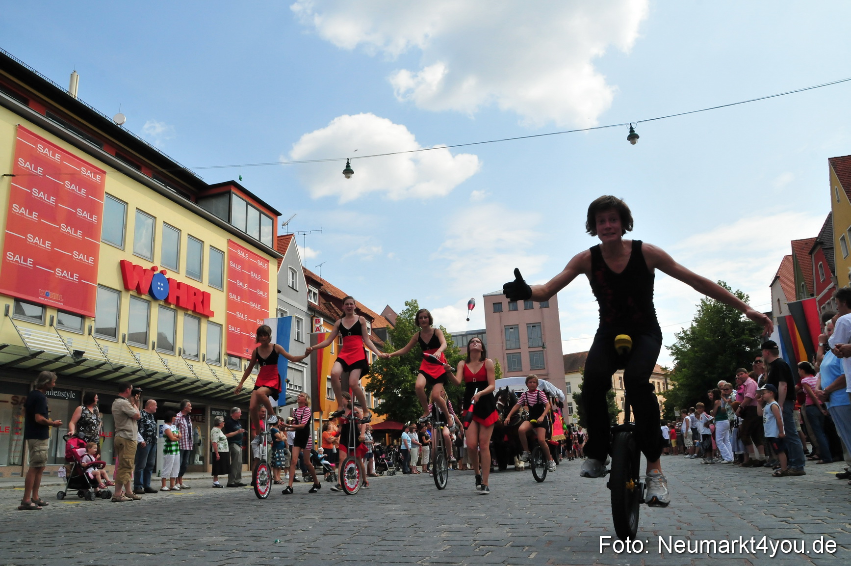 0090 Volksfestzug Neumarkt 090809