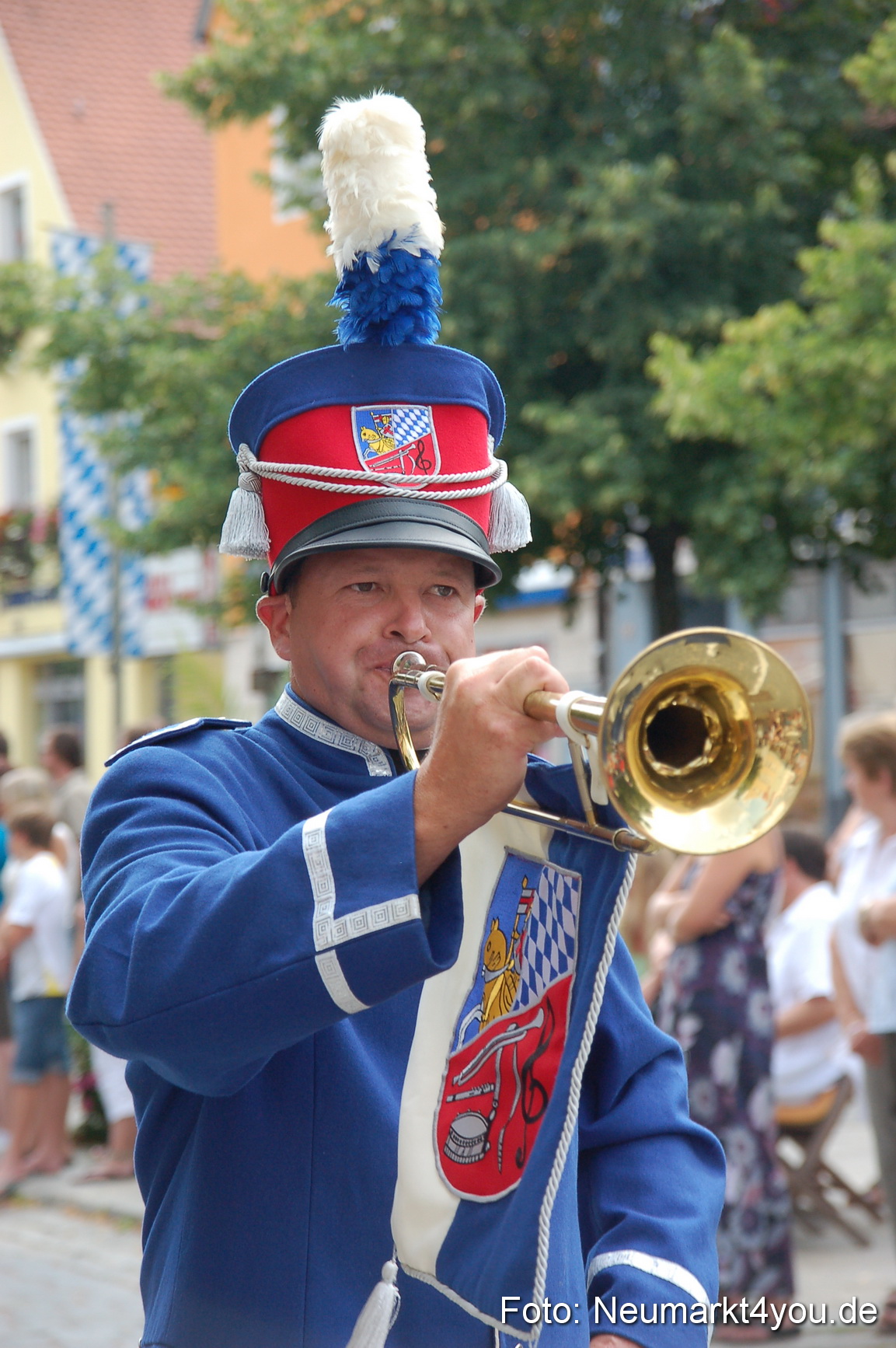 0100 Volksfestzug Neumarkt 090809