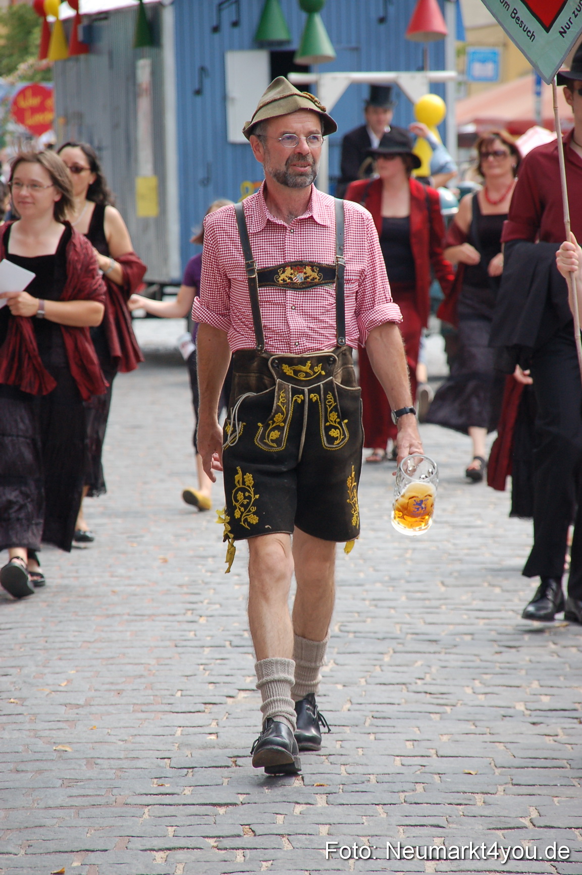 0107 Volksfestzug Neumarkt 090809